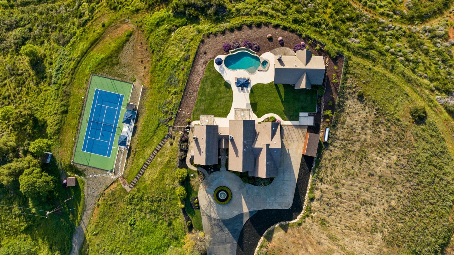 2001 Salmon Valley Lane