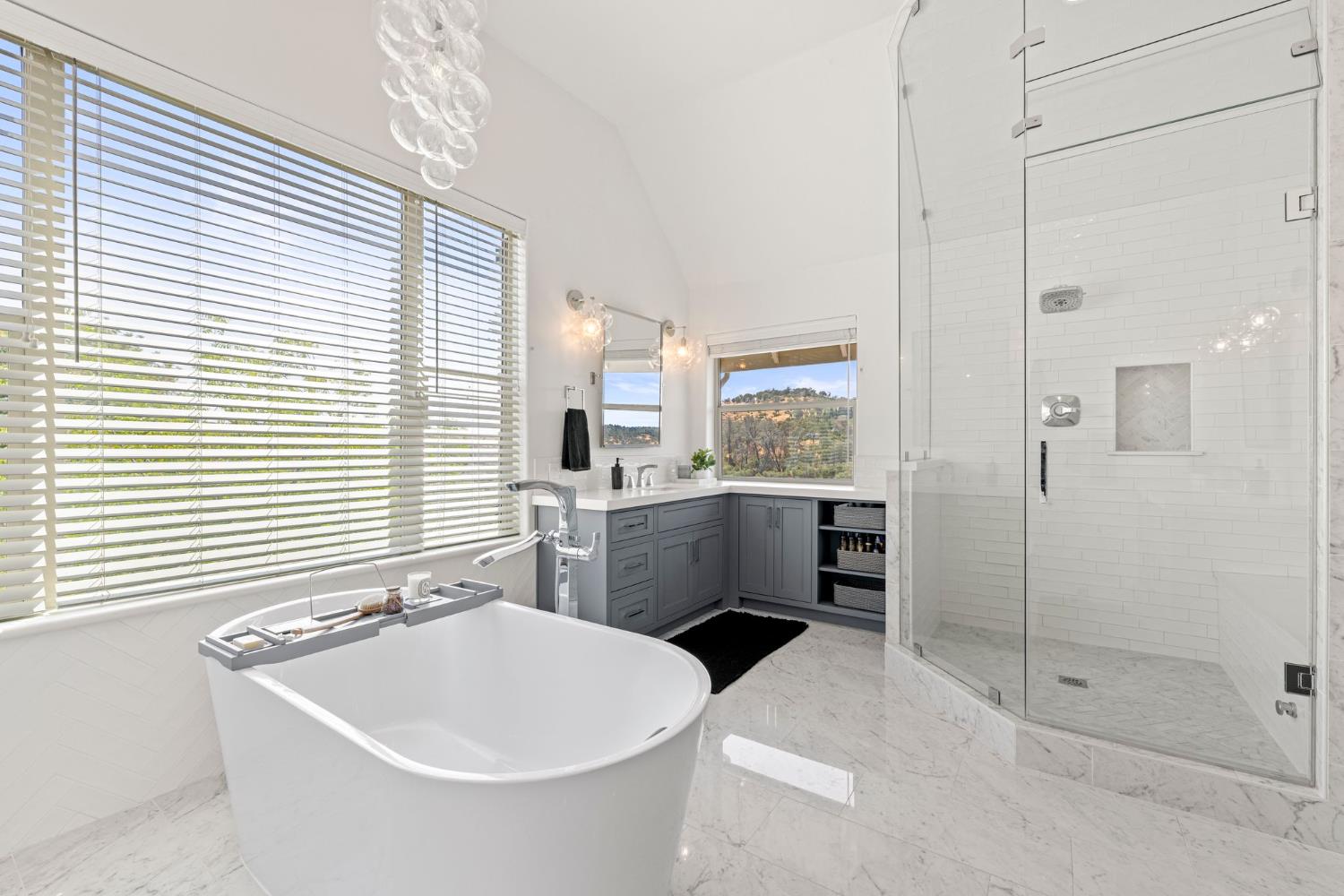 2001 Salmon Valley Lane