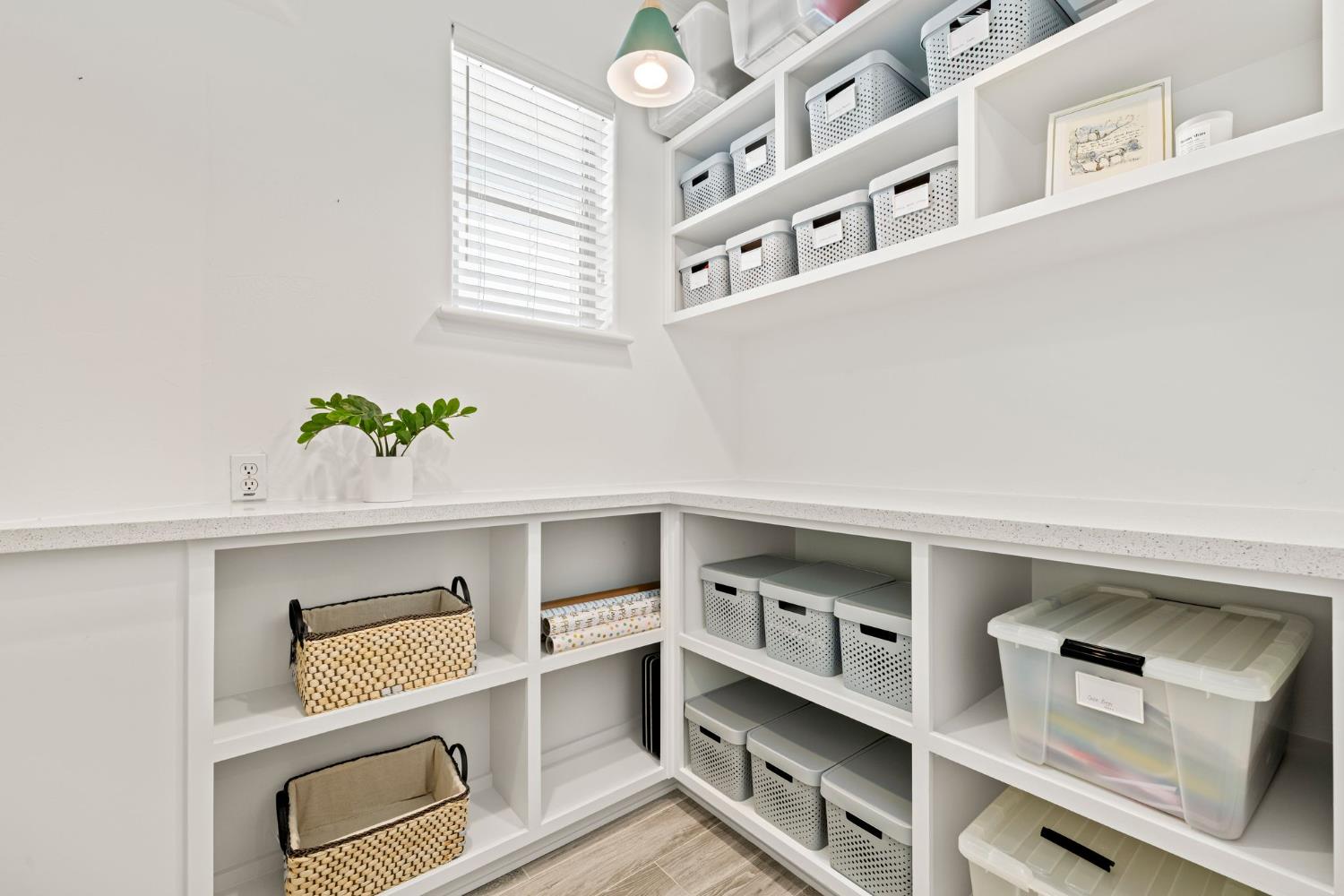 2001 Salmon Valley Lane