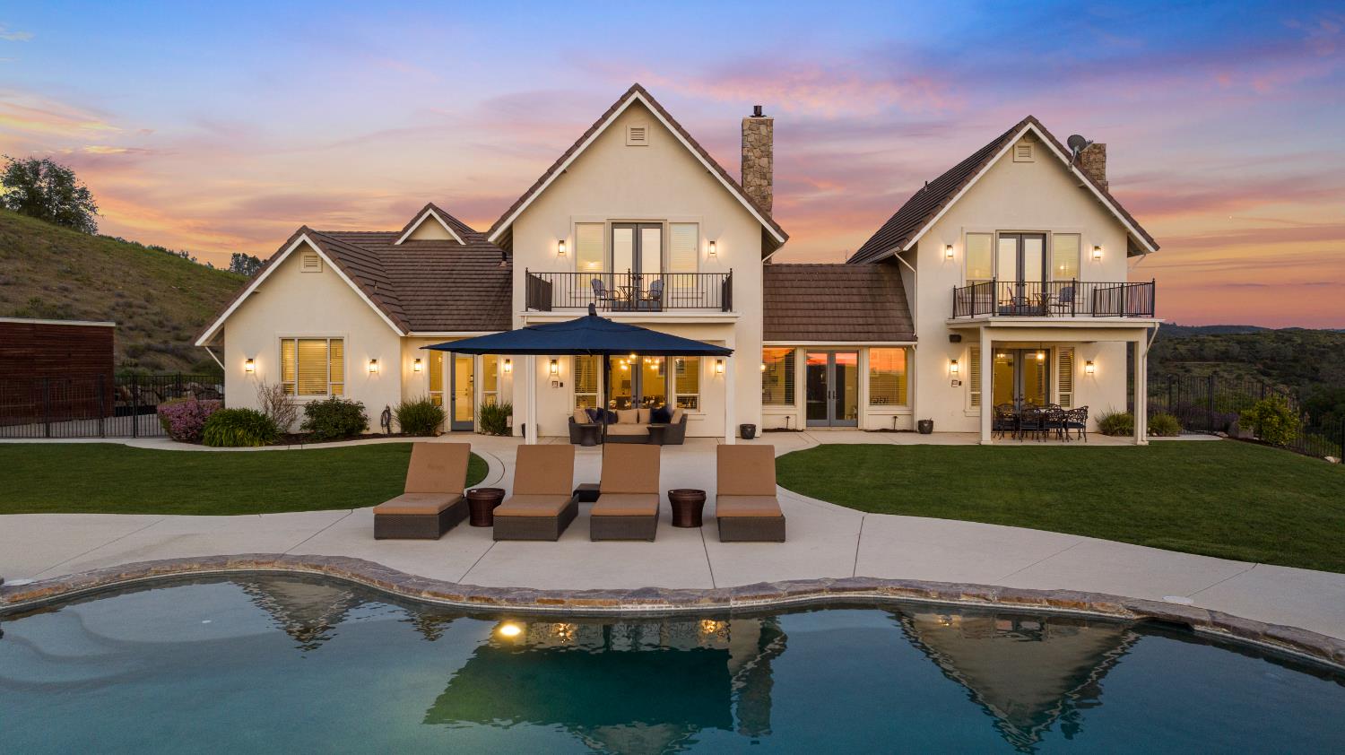 2001 Salmon Valley Lane