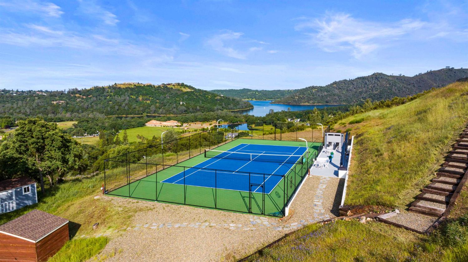 2001 Salmon Valley Lane