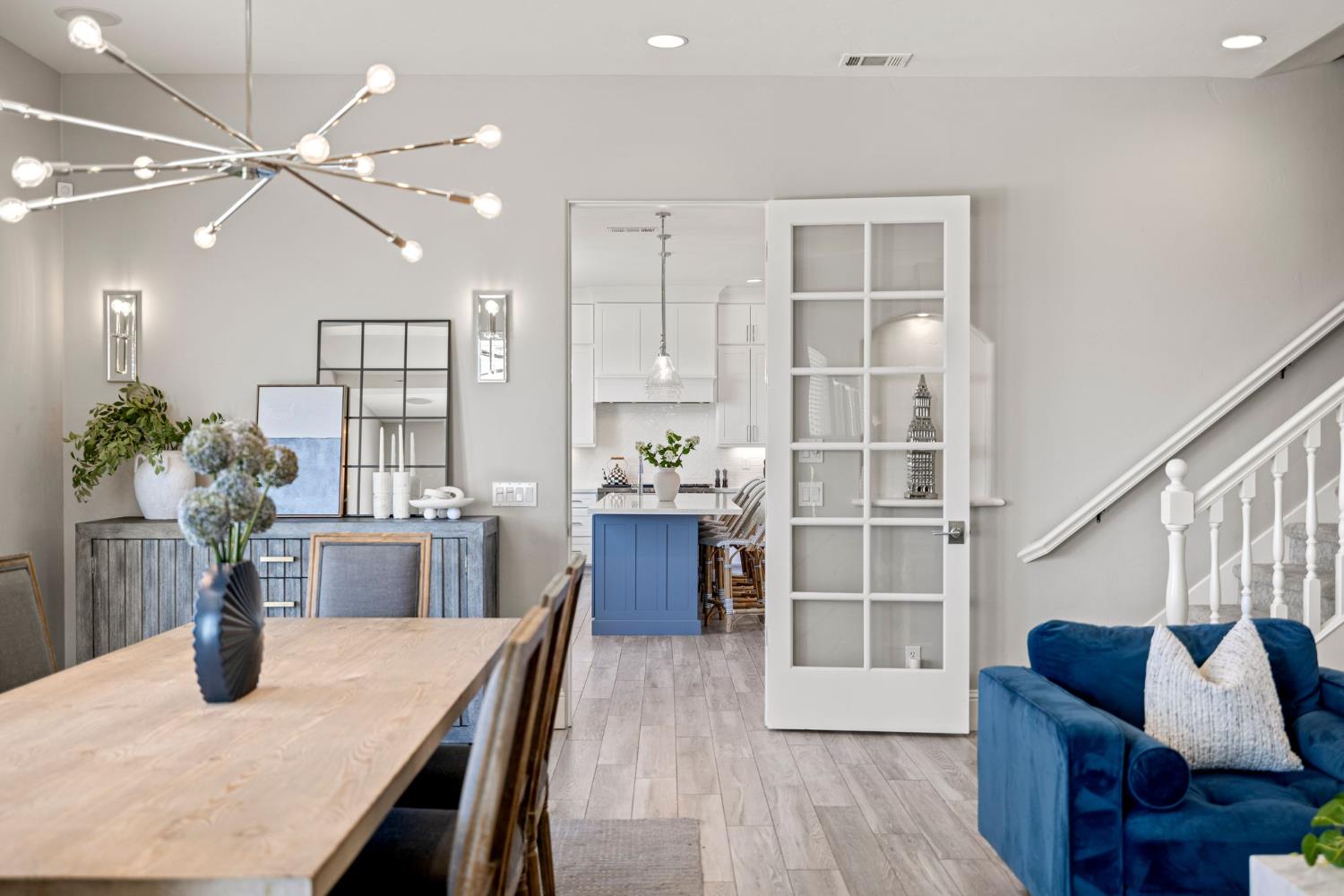 2001 Salmon Valley Lane