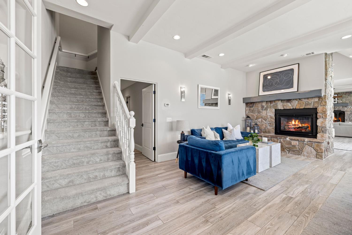 2001 Salmon Valley Lane