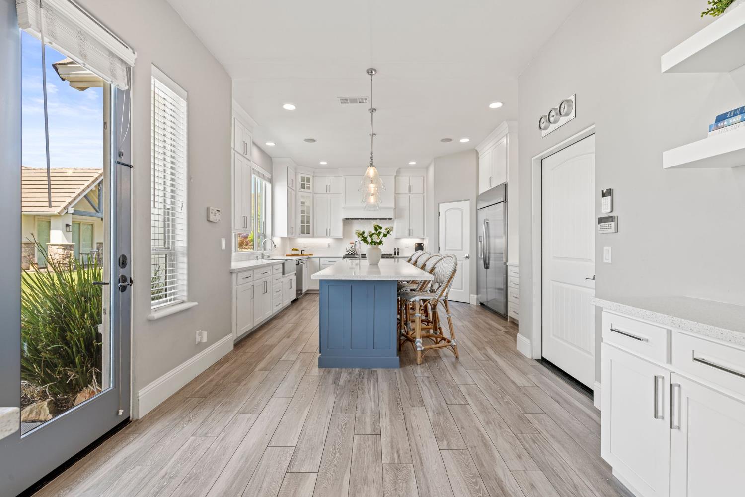 2001 Salmon Valley Lane