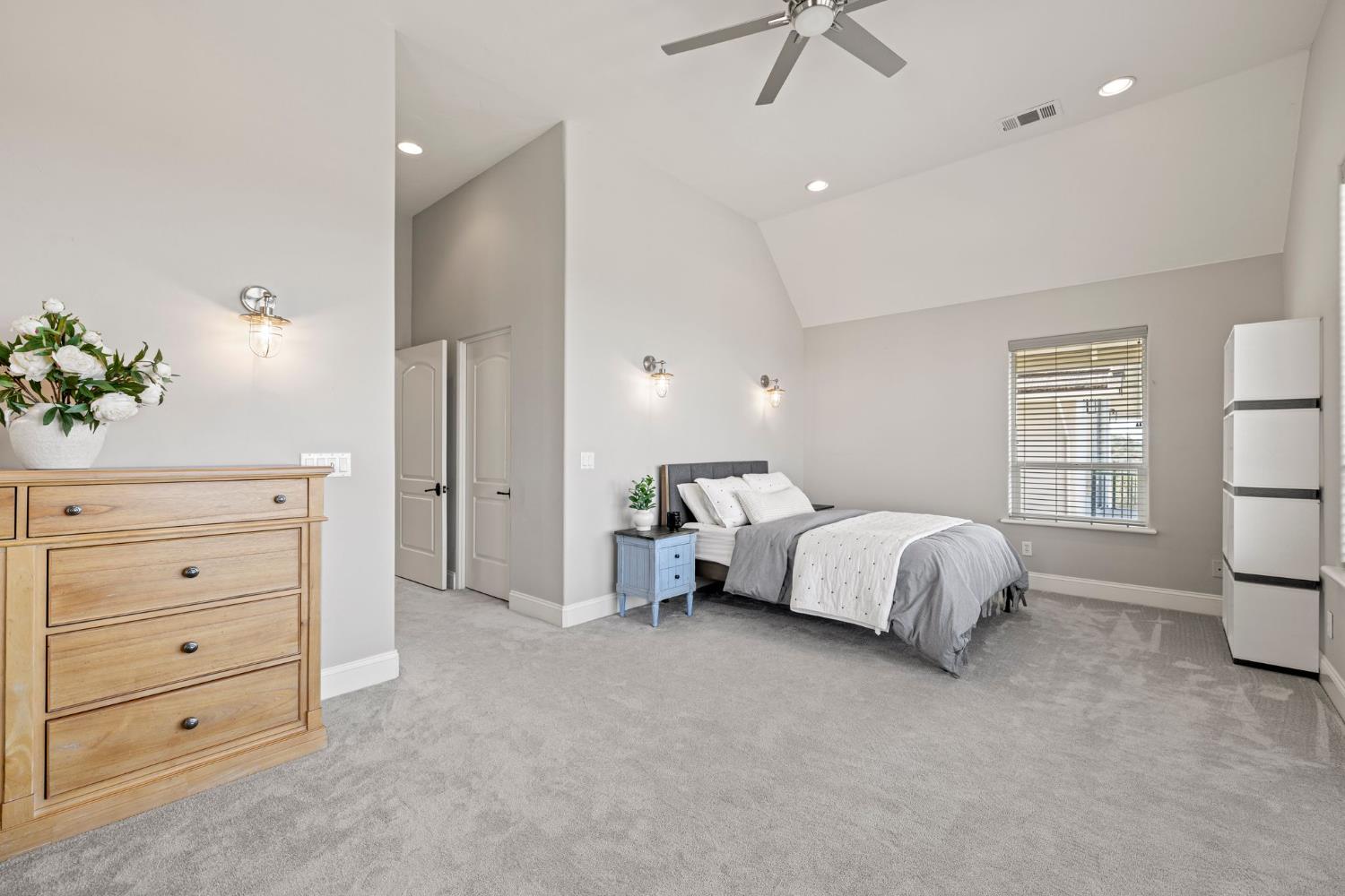 2001 Salmon Valley Lane