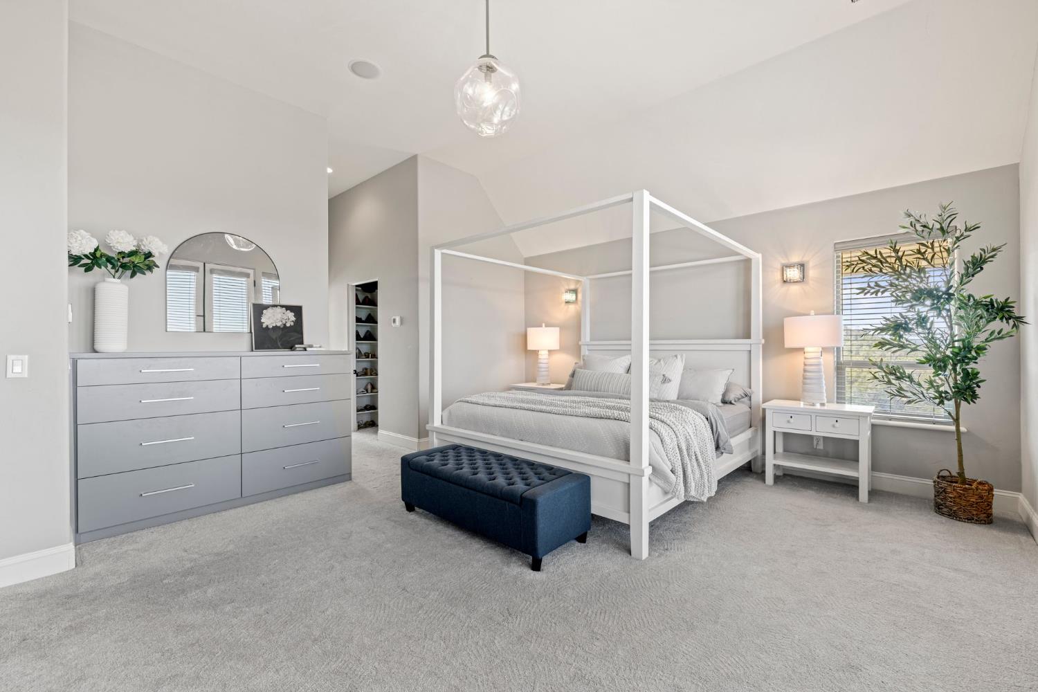 2001 Salmon Valley Lane