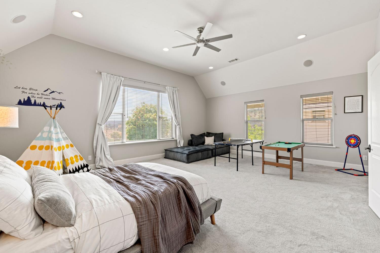 2001 Salmon Valley Lane