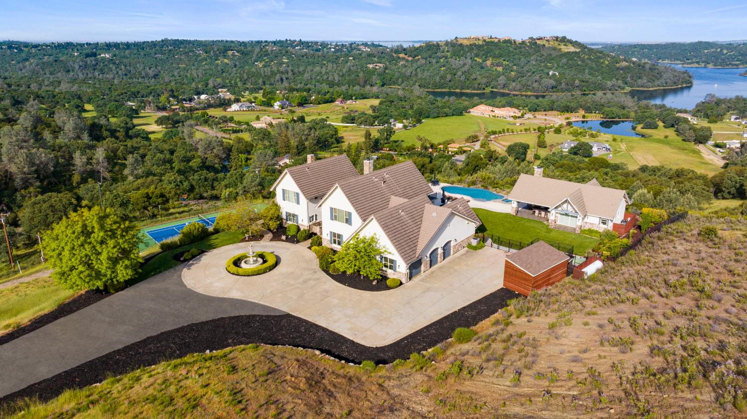 2001 Salmon Valley Lane