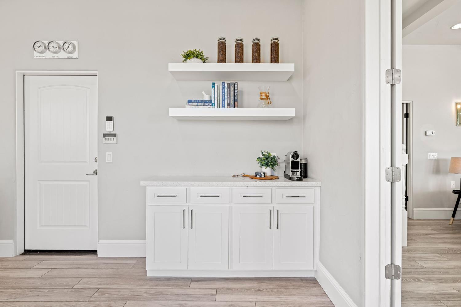 2001 Salmon Valley Lane