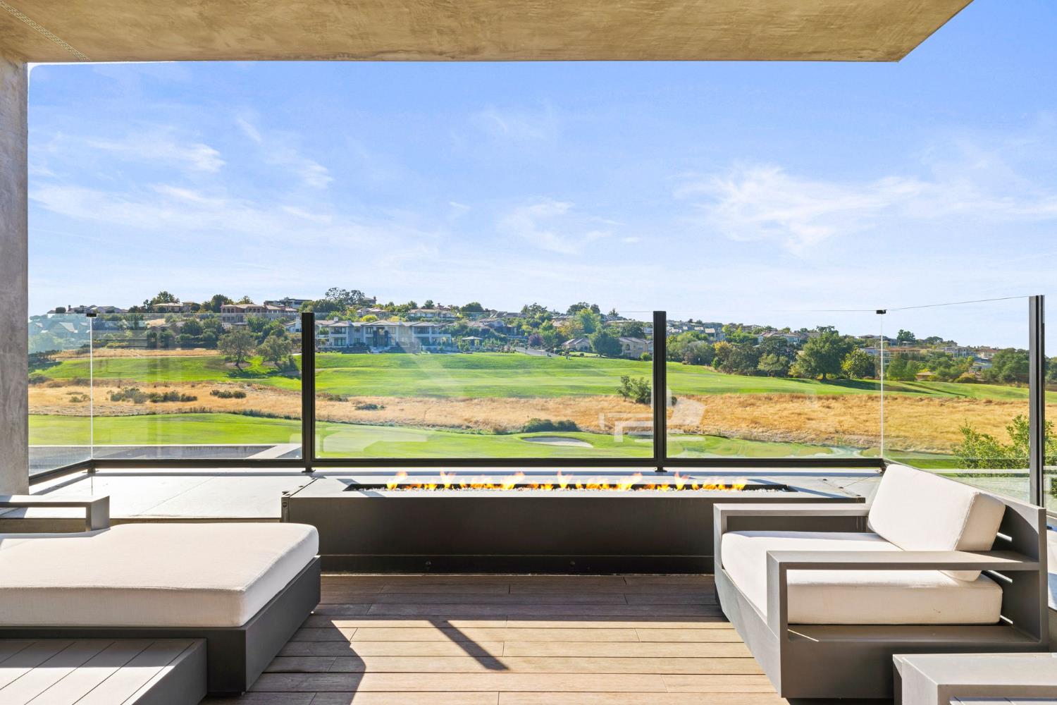 4573 Greenview Drive