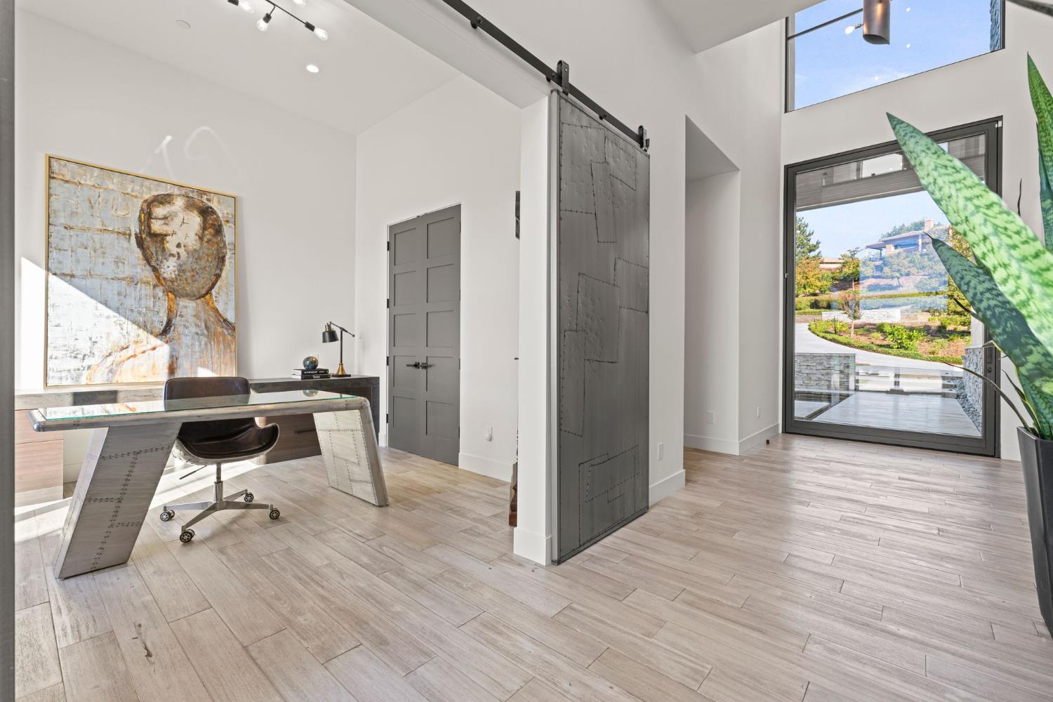 4573 Greenview Drive