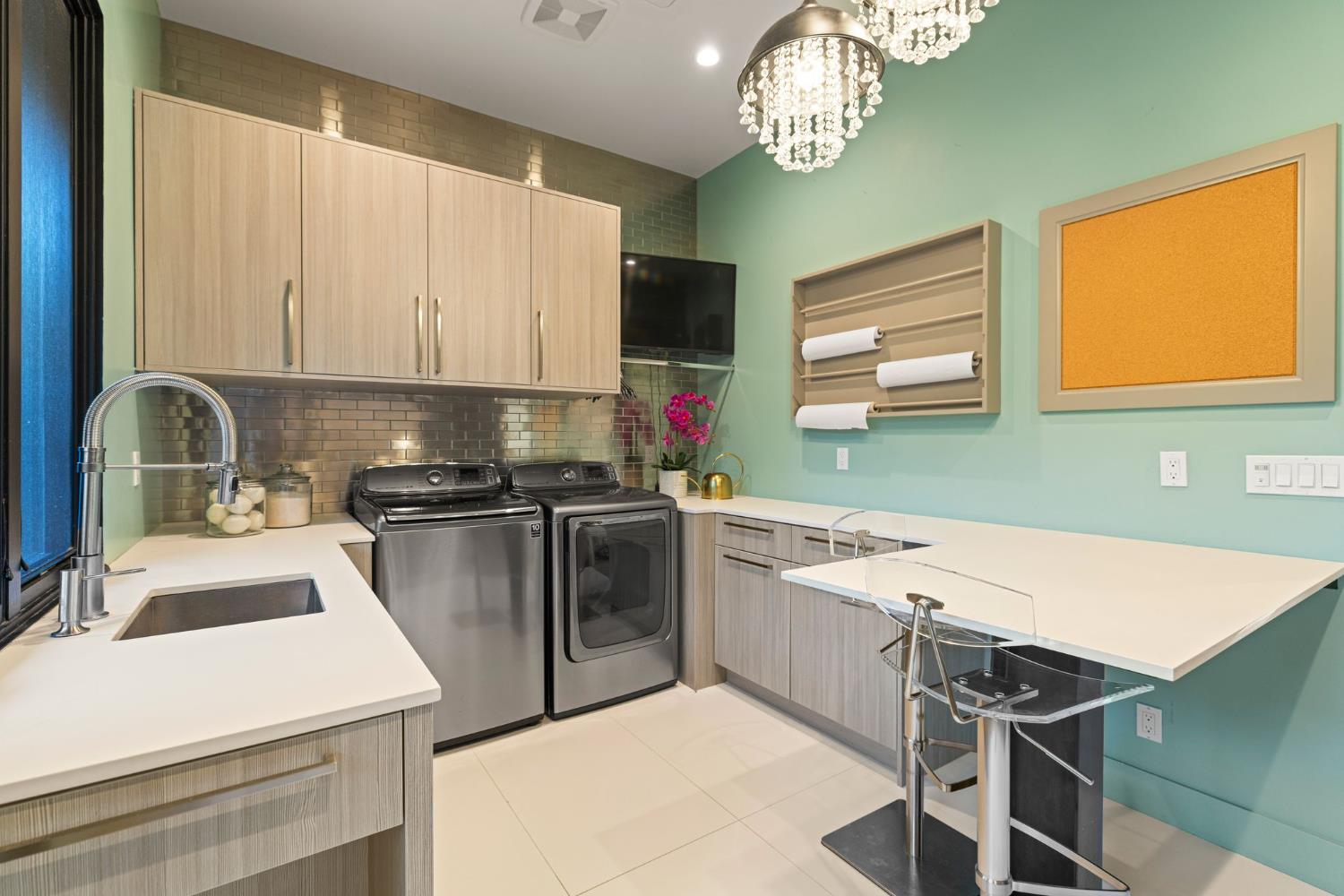 4573 Greenview Drive