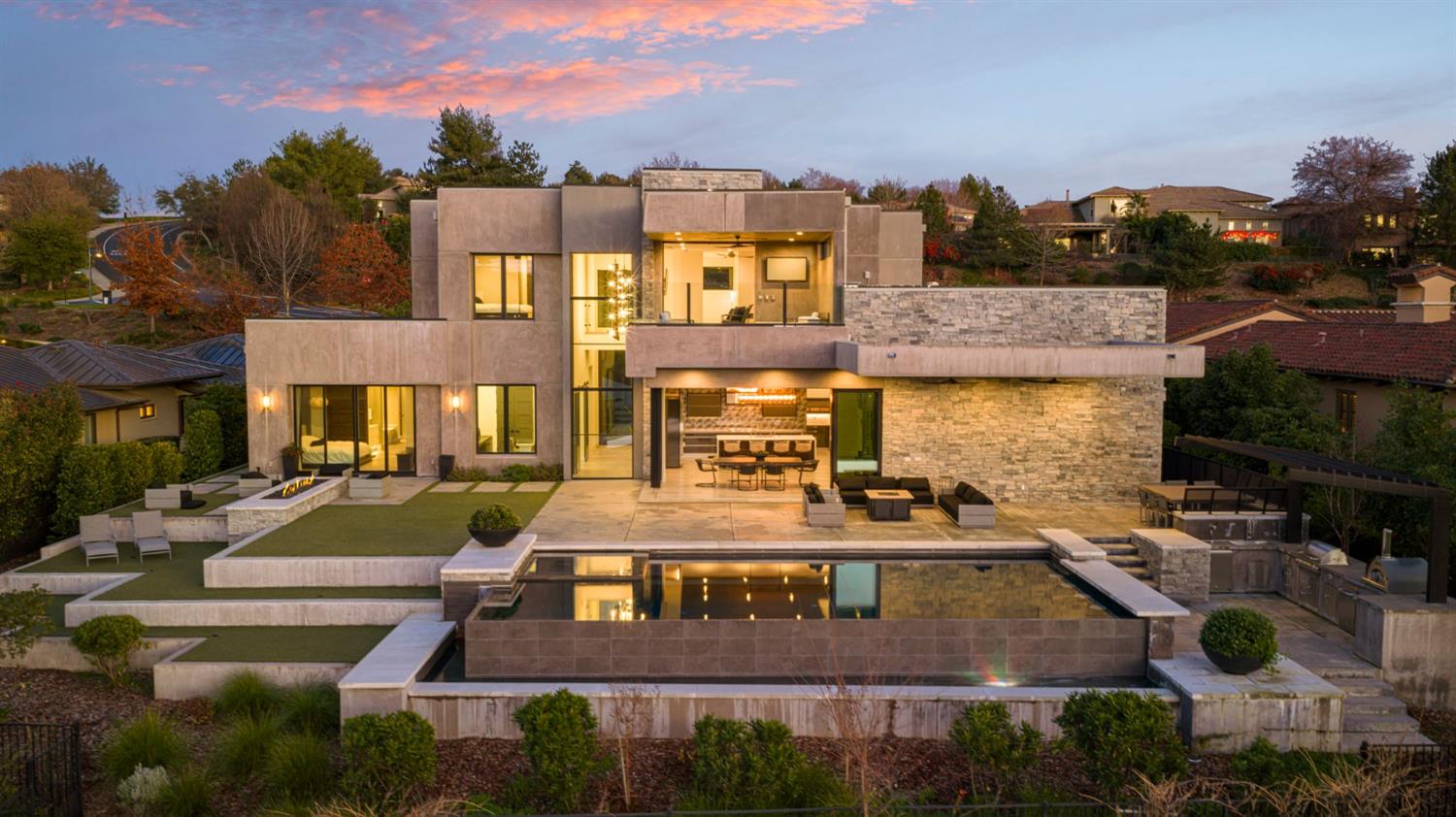 4573 Greenview Drive