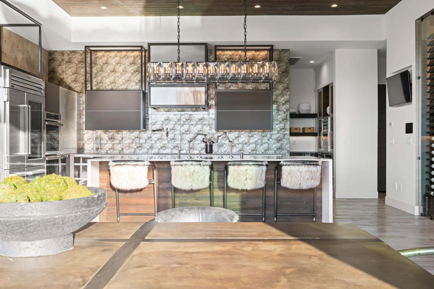 4573 Greenview Drive