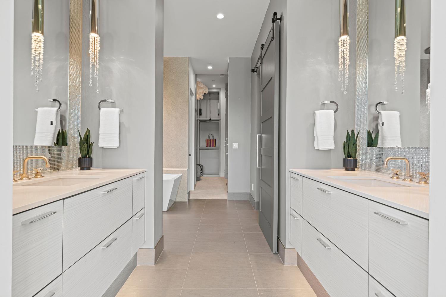 4573 Greenview Drive