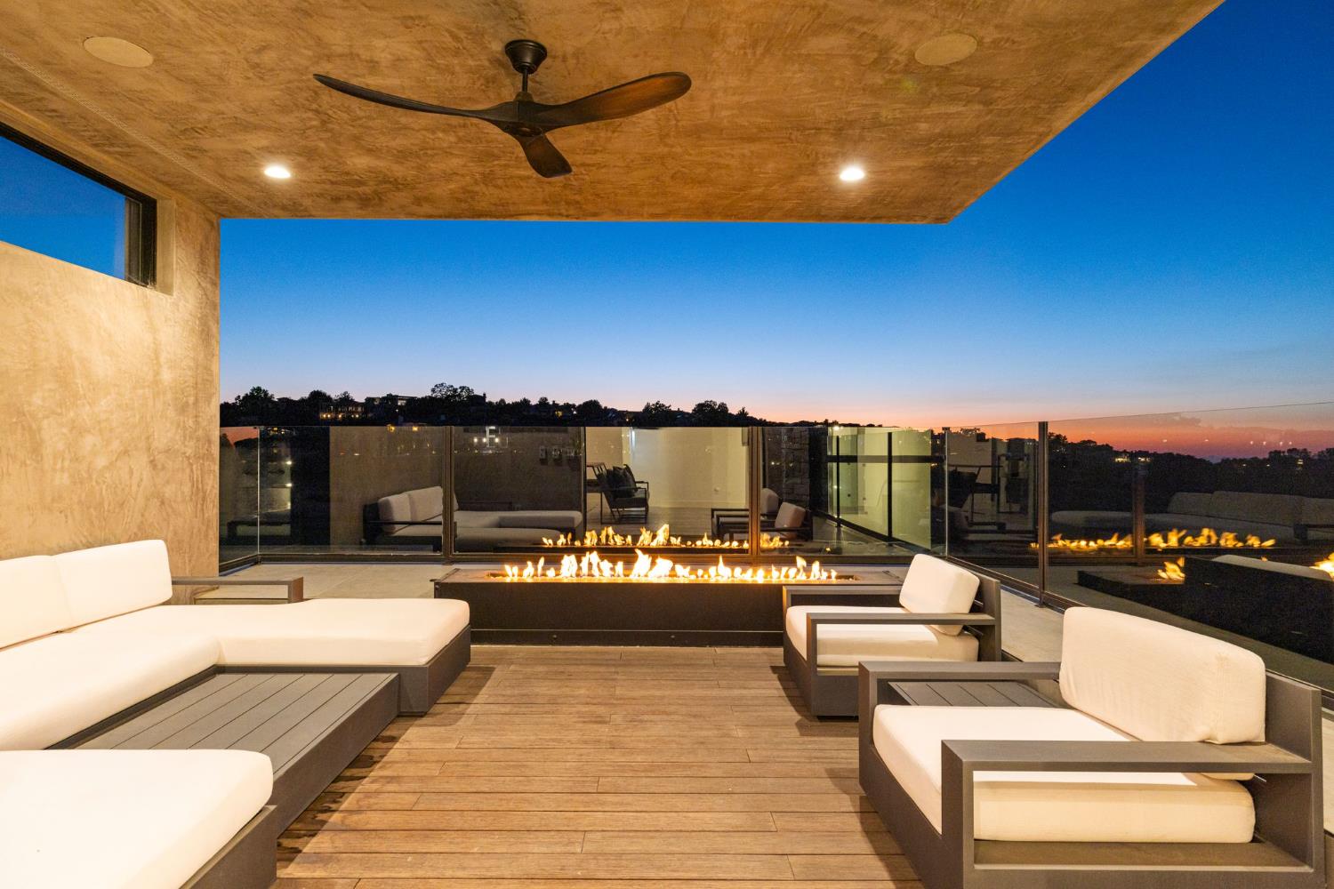 4573 Greenview Drive