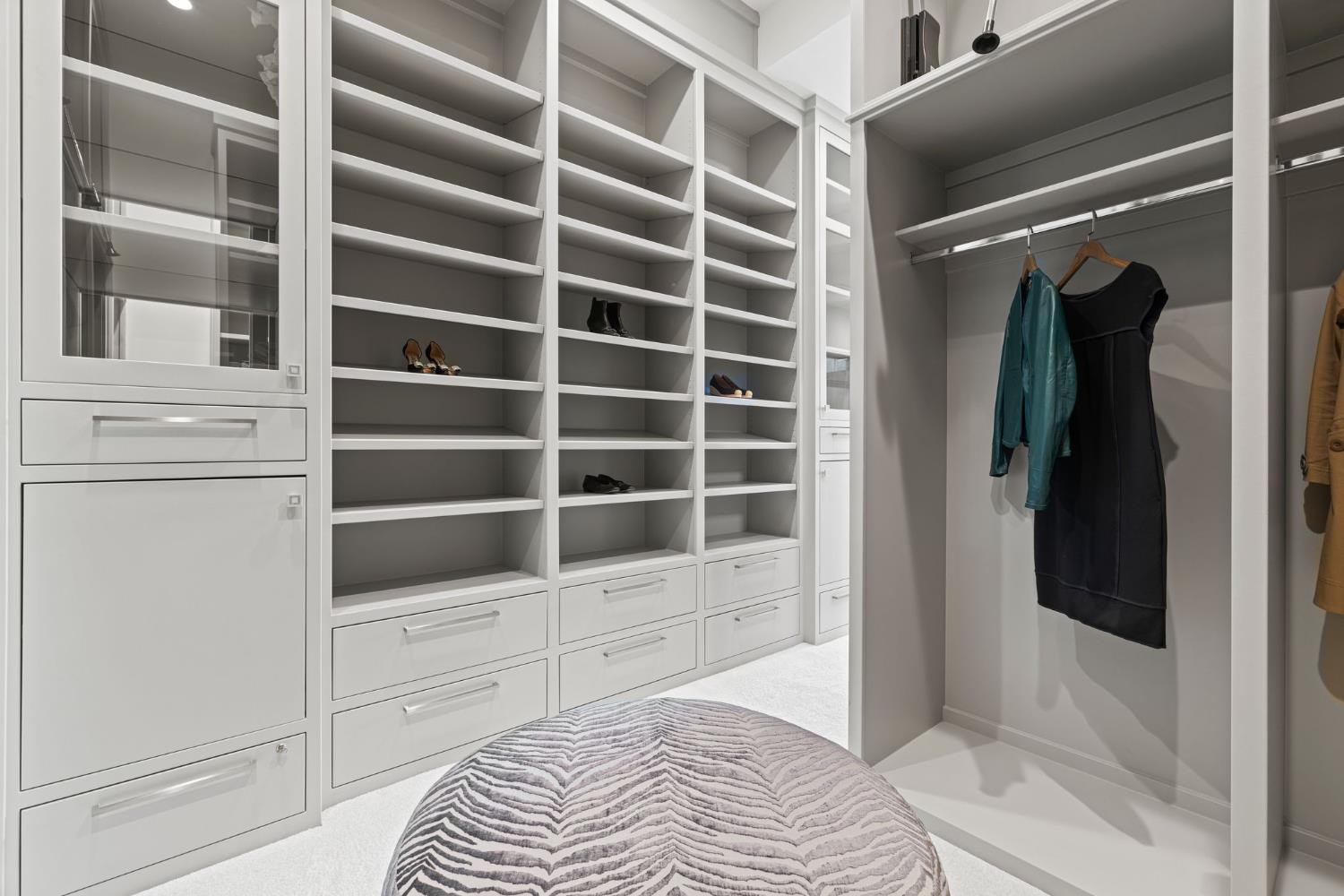 4573 Greenview Drive