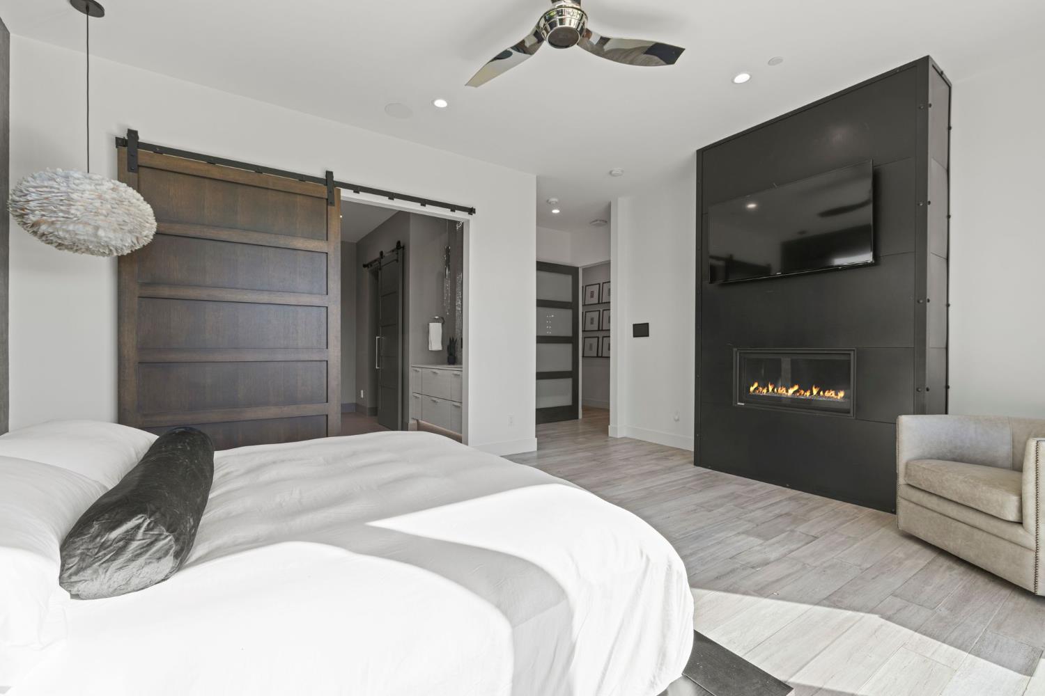 4573 Greenview Drive