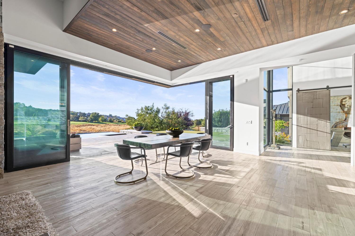 4573 Greenview Drive