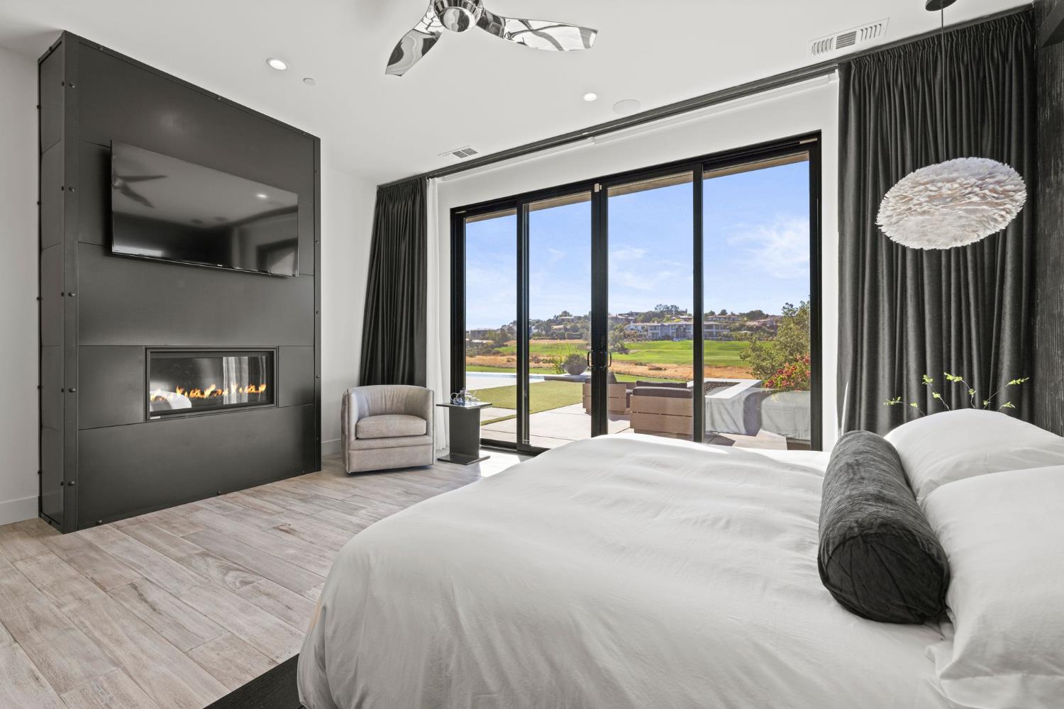 4573 Greenview Drive