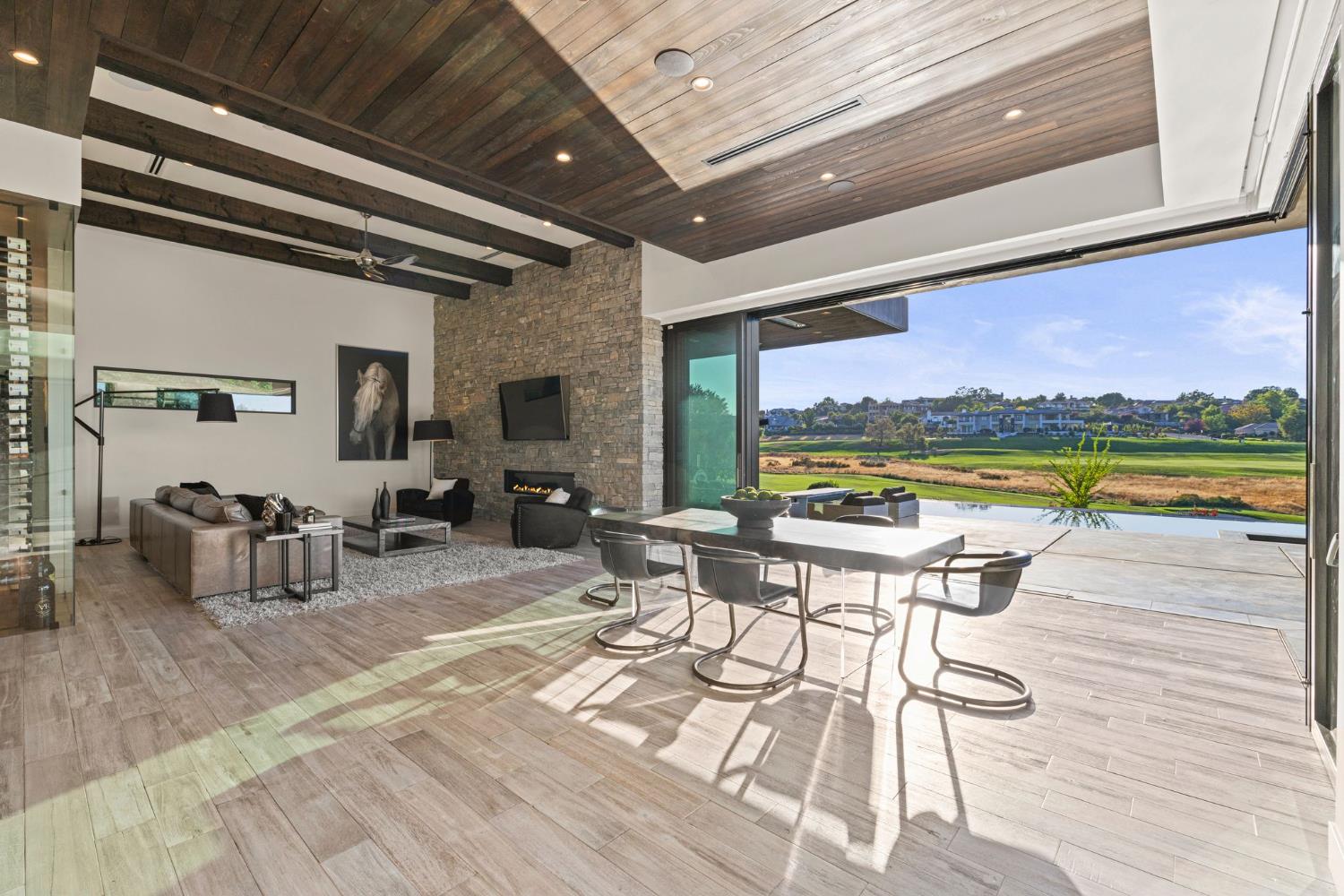 4573 Greenview Drive