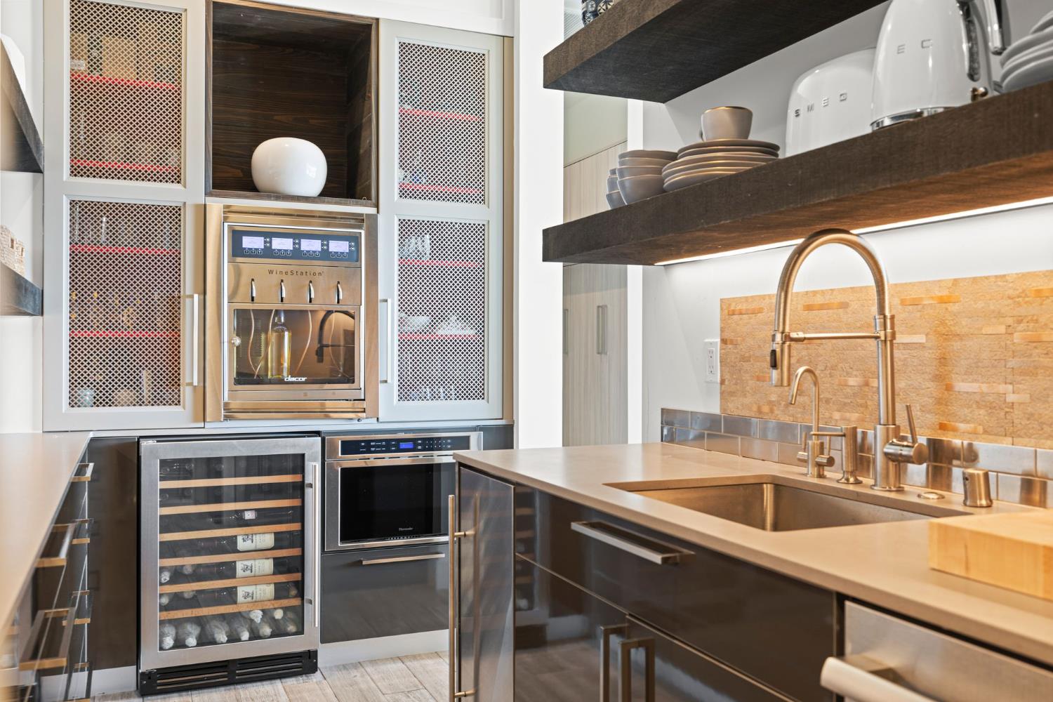 4573 Greenview Drive