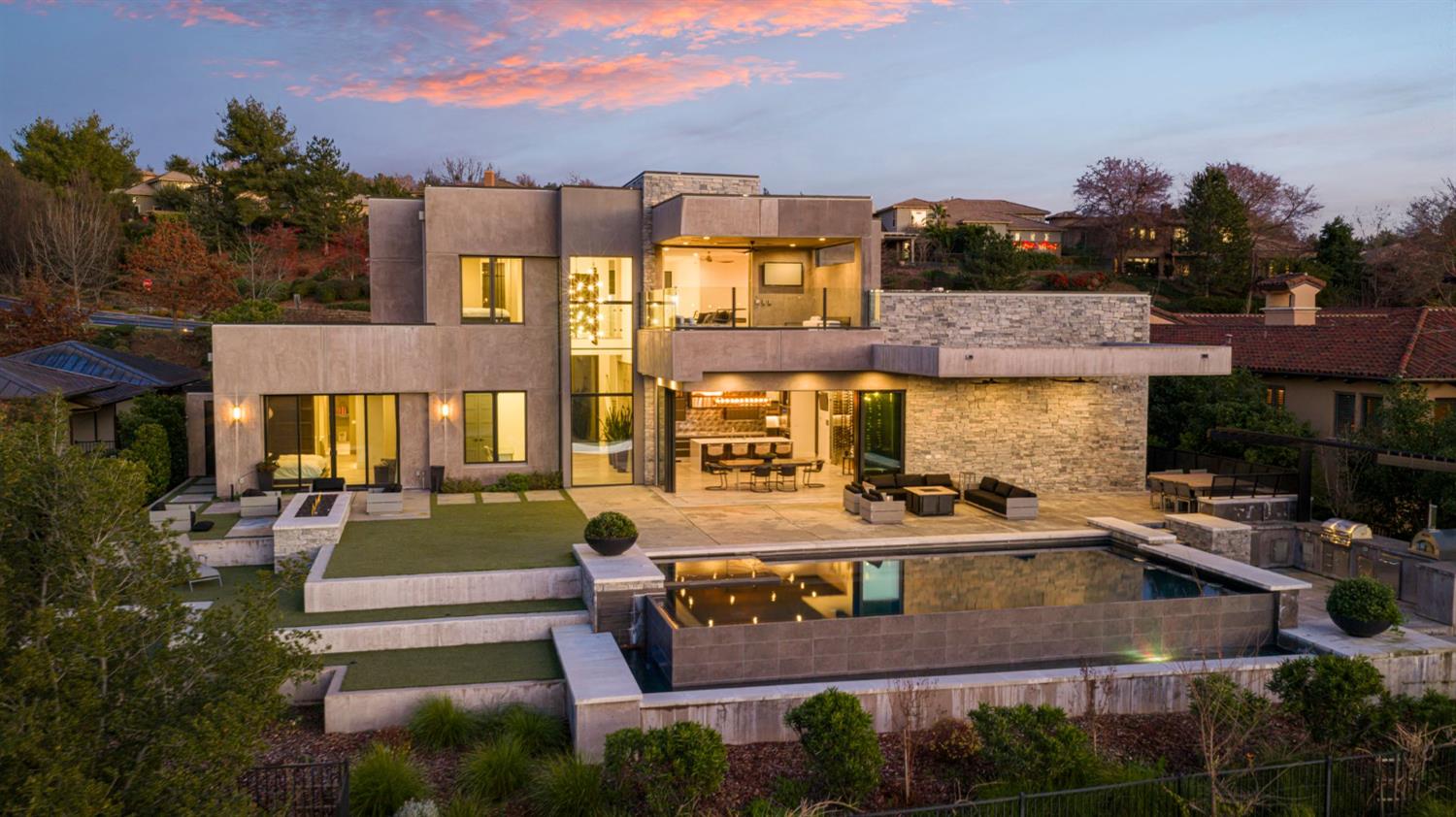 4573 Greenview Drive