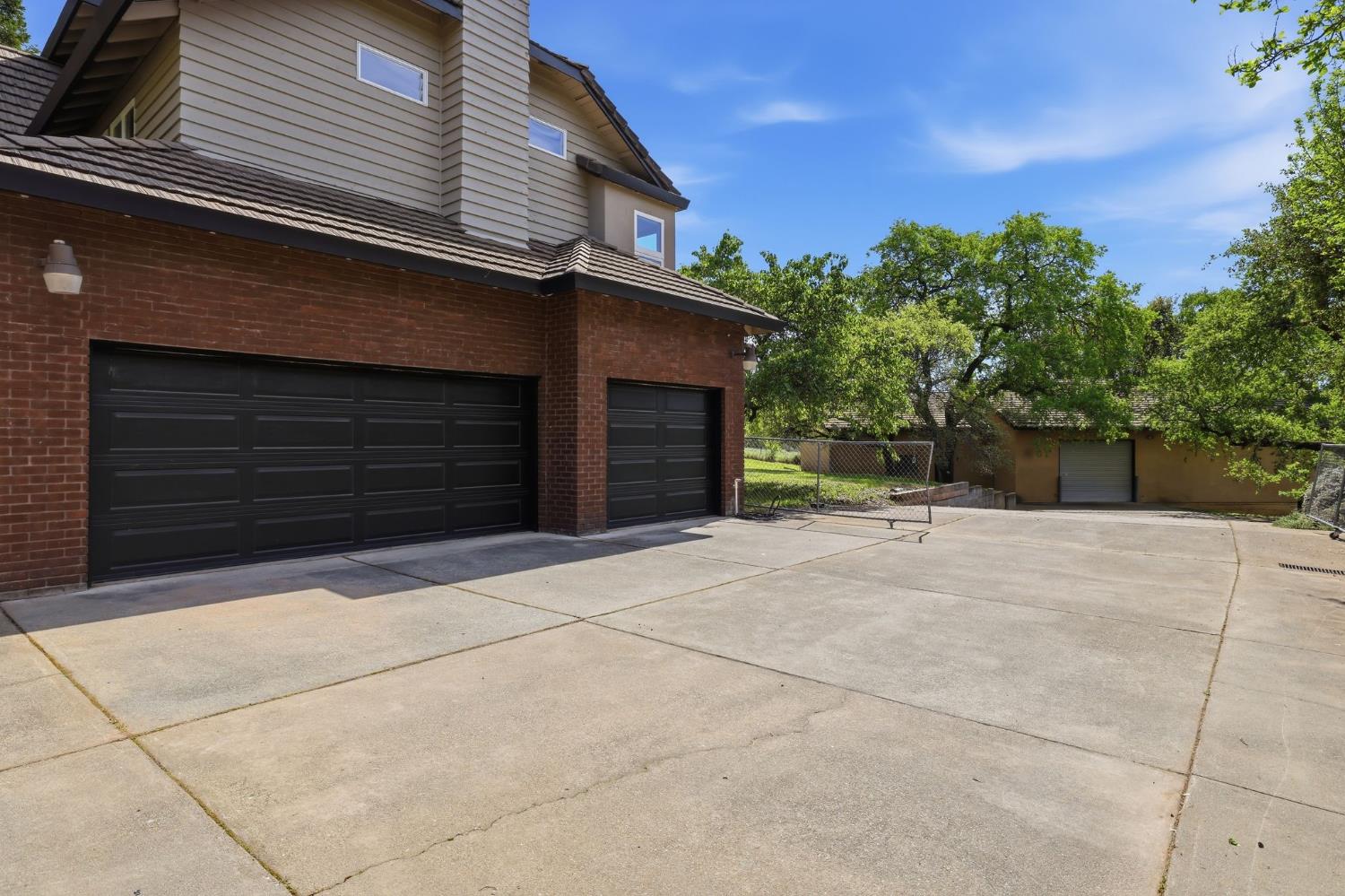 8992 Bronson Drive