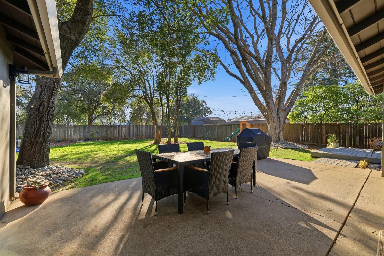 4604 Oxbow Drive