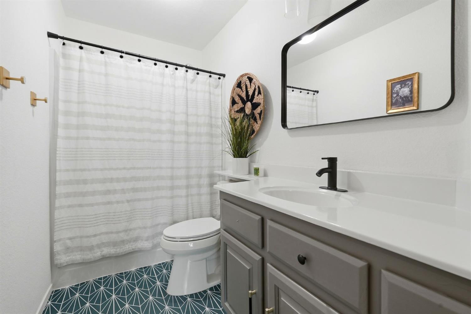 3376 Alyssum Circle