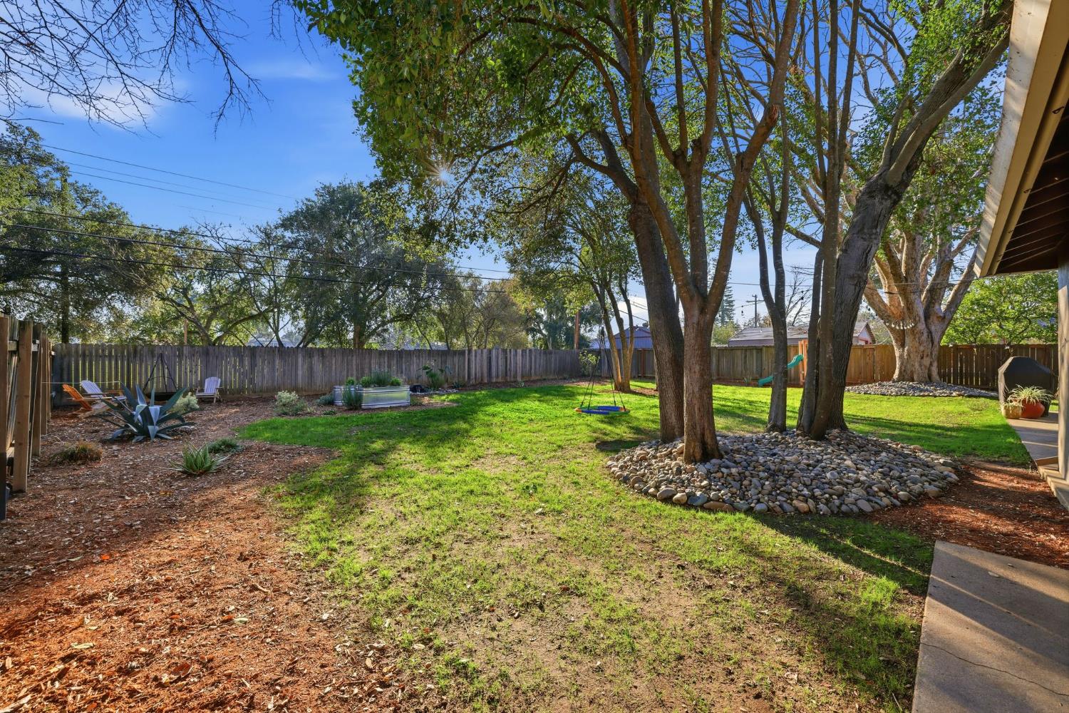 4604 Oxbow Drive