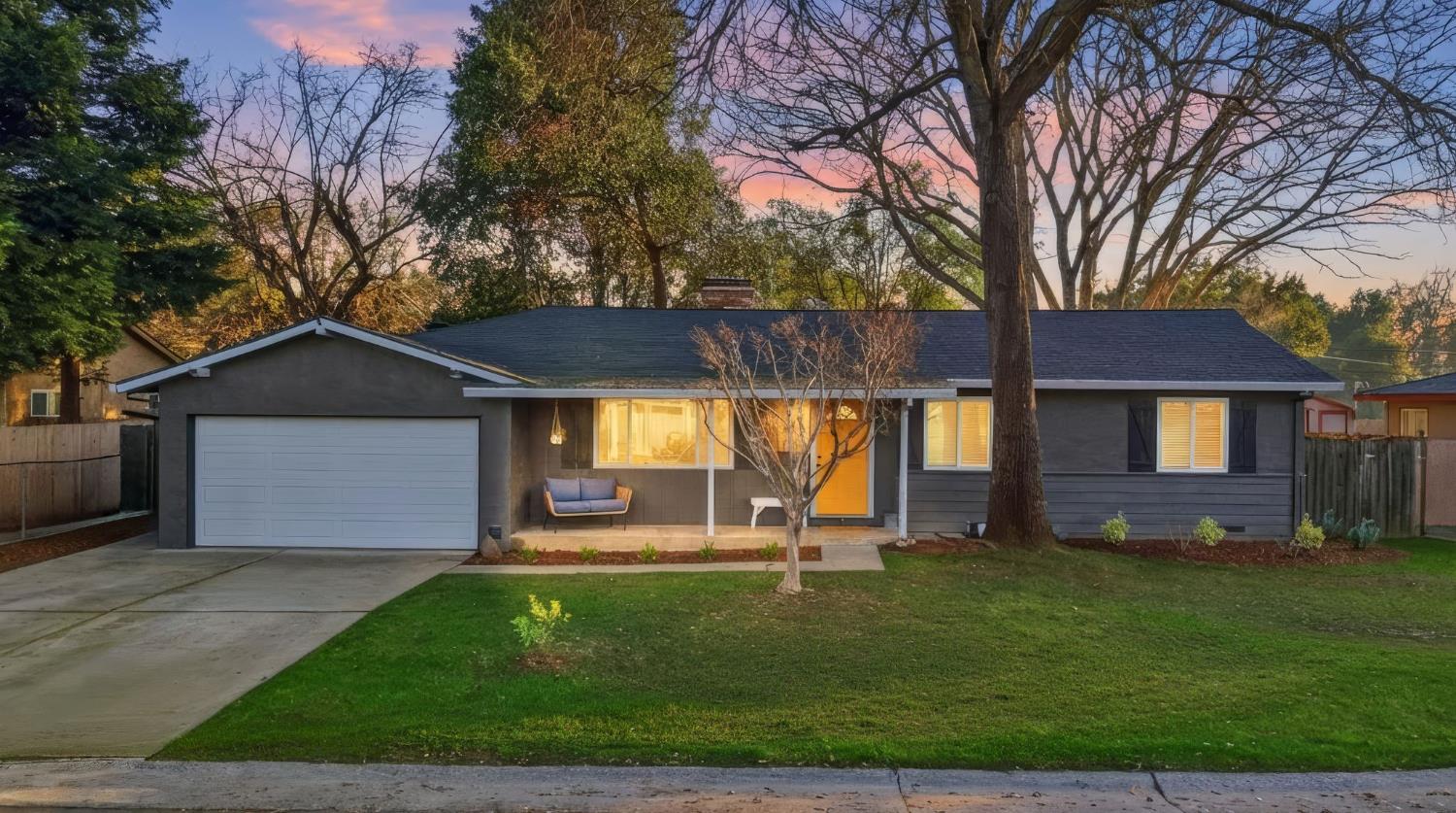 4604 Oxbow Drive