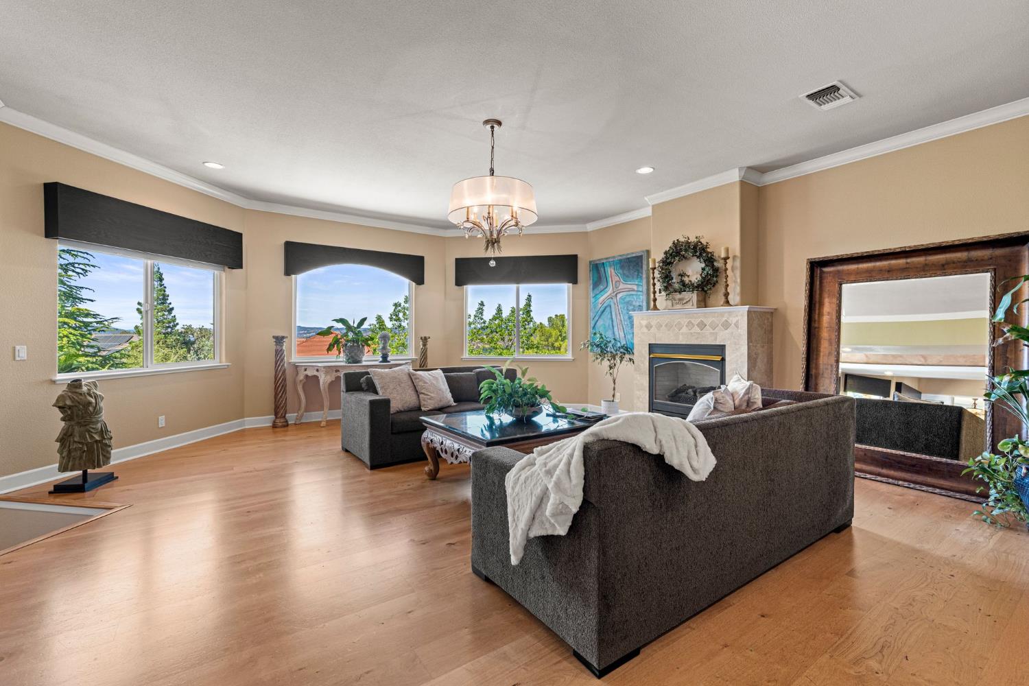4062 Albert Circle