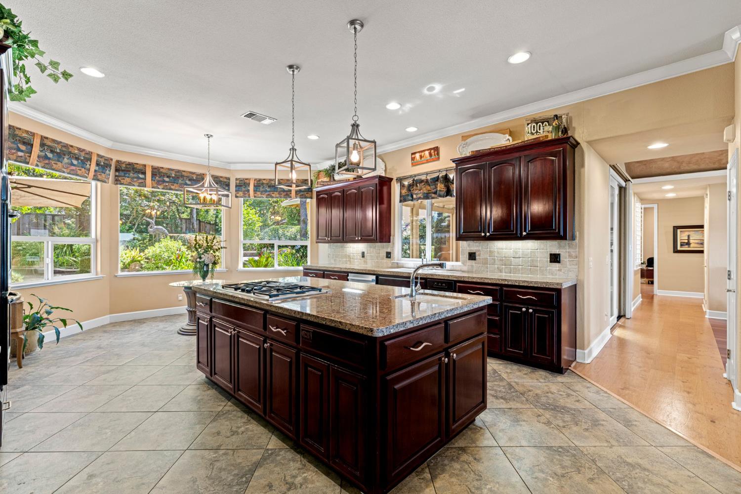4062 Albert Circle