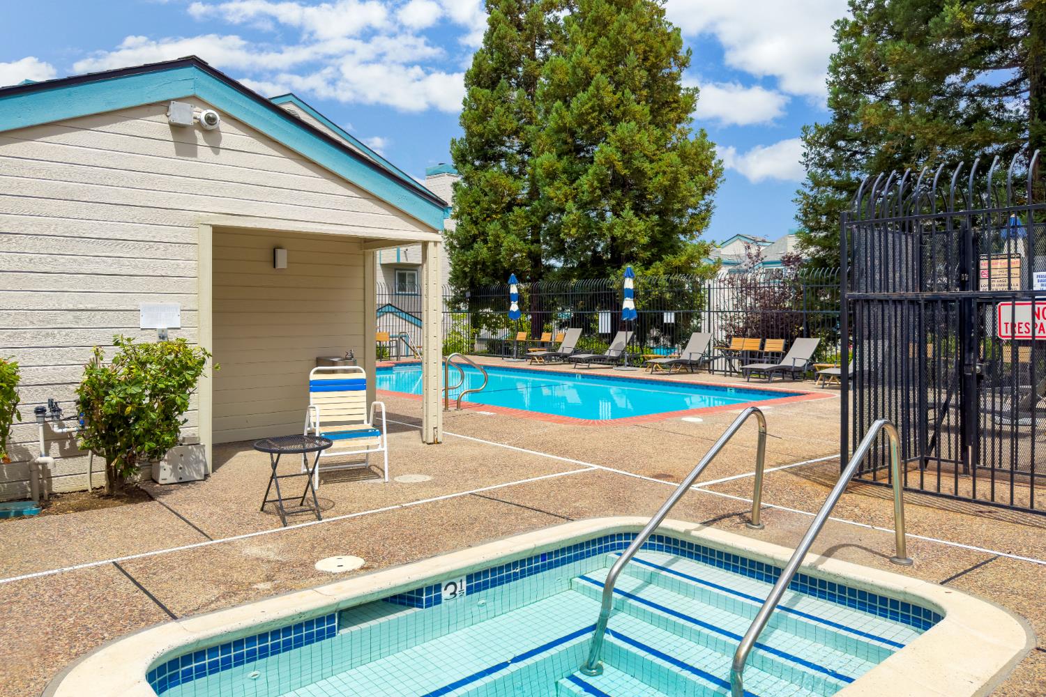 1450 Bel Air Drive 102