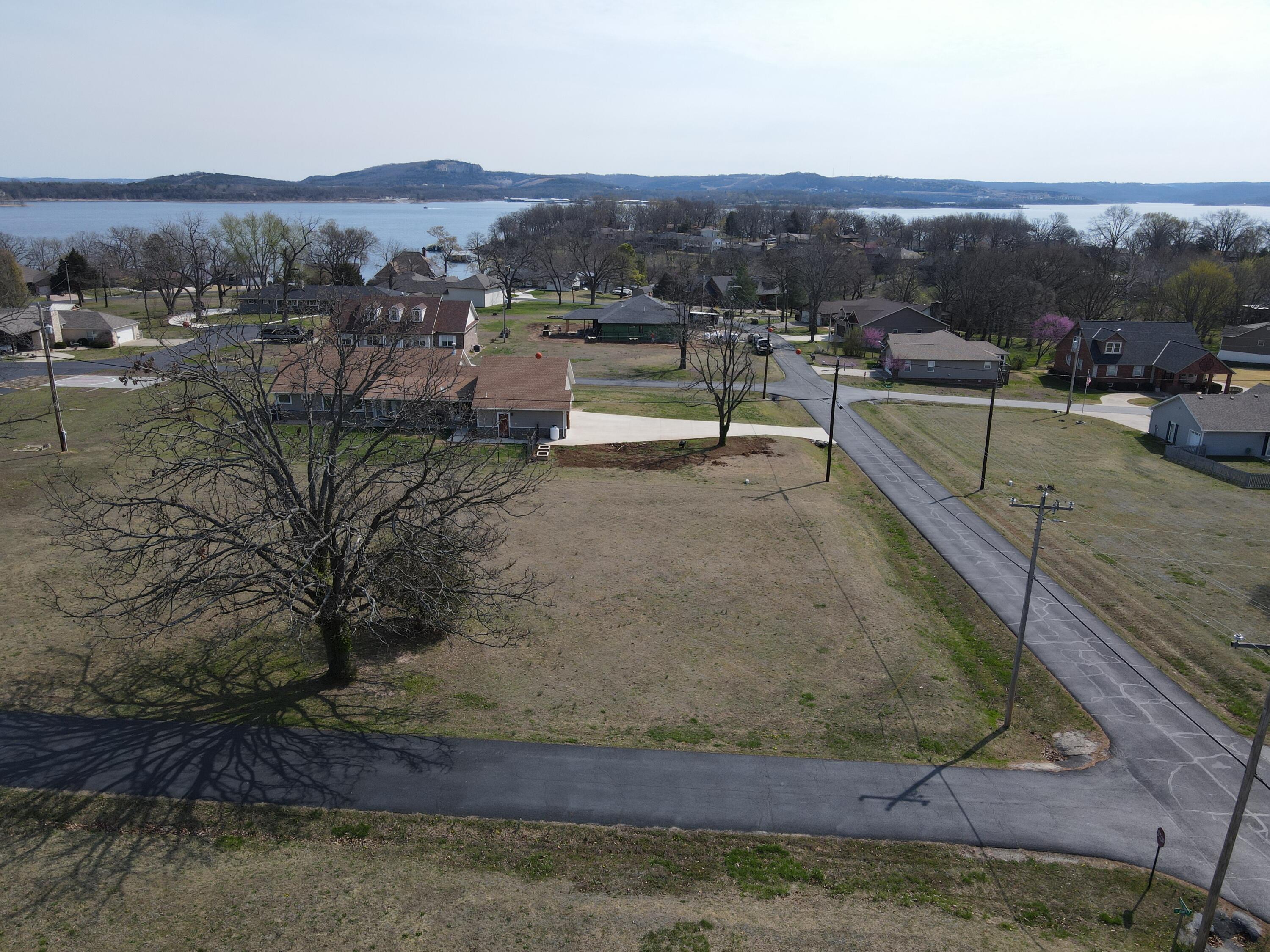 L1 Blk 13 Twin Island Dr./Elm