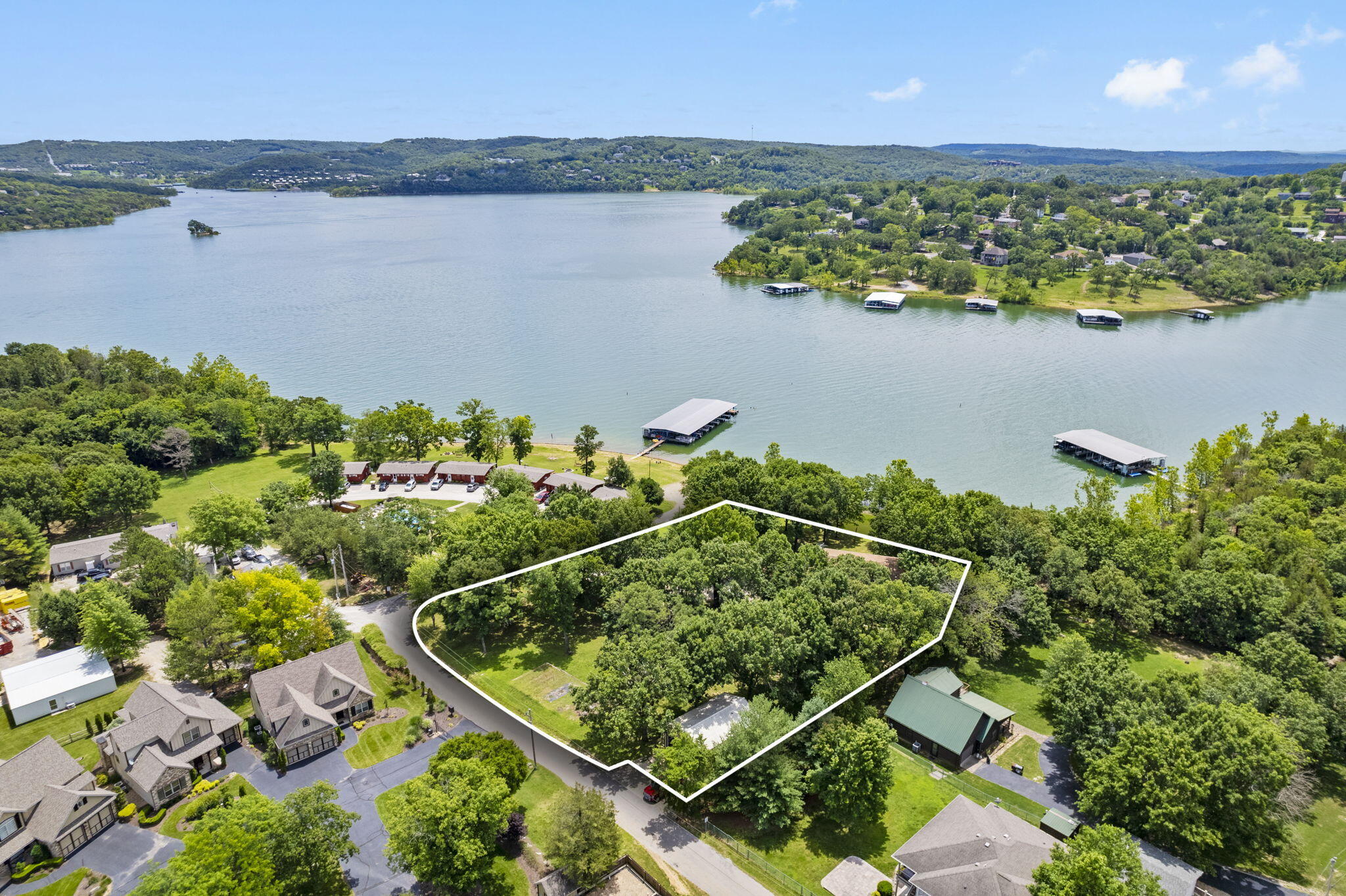 240 Hammock Way Way