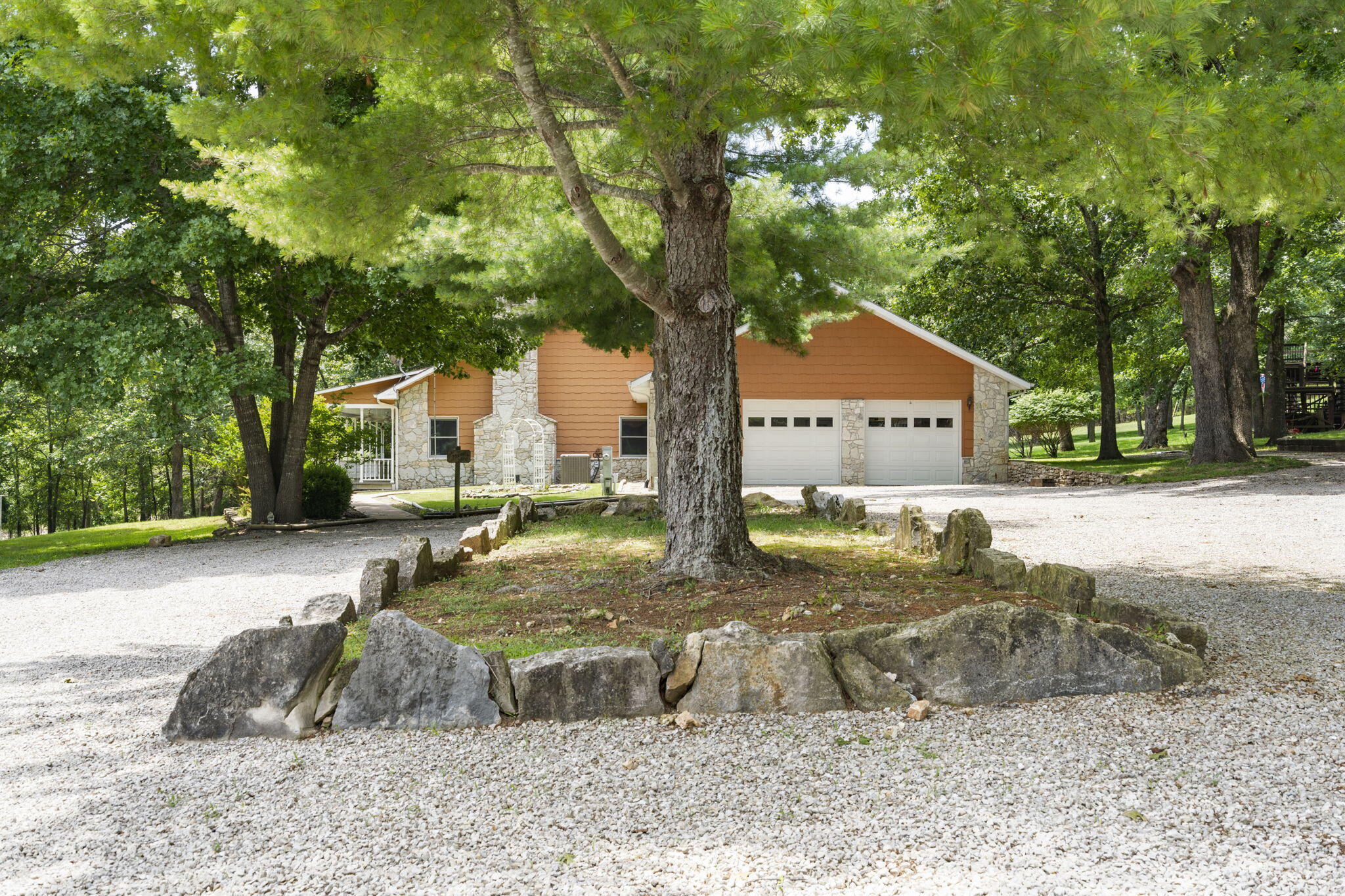 240 Hammock Way Way