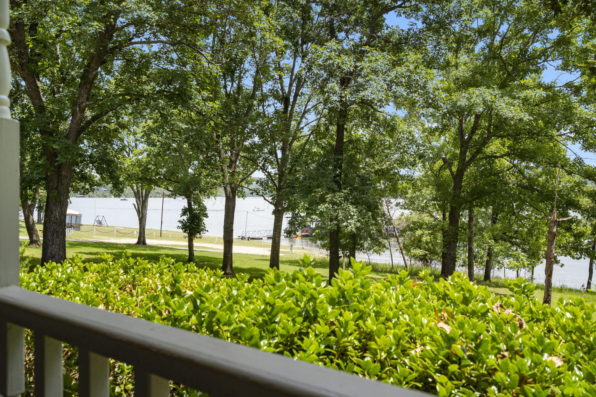 240 Hammock Way Way
