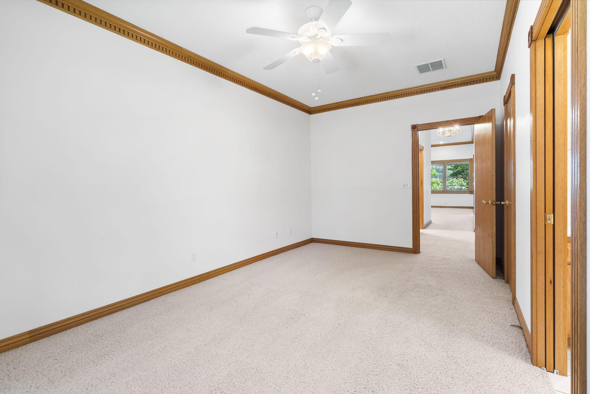 240 Hammock Way Way