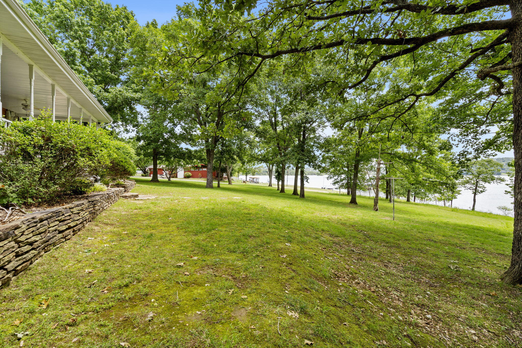 240 Hammock Way Way
