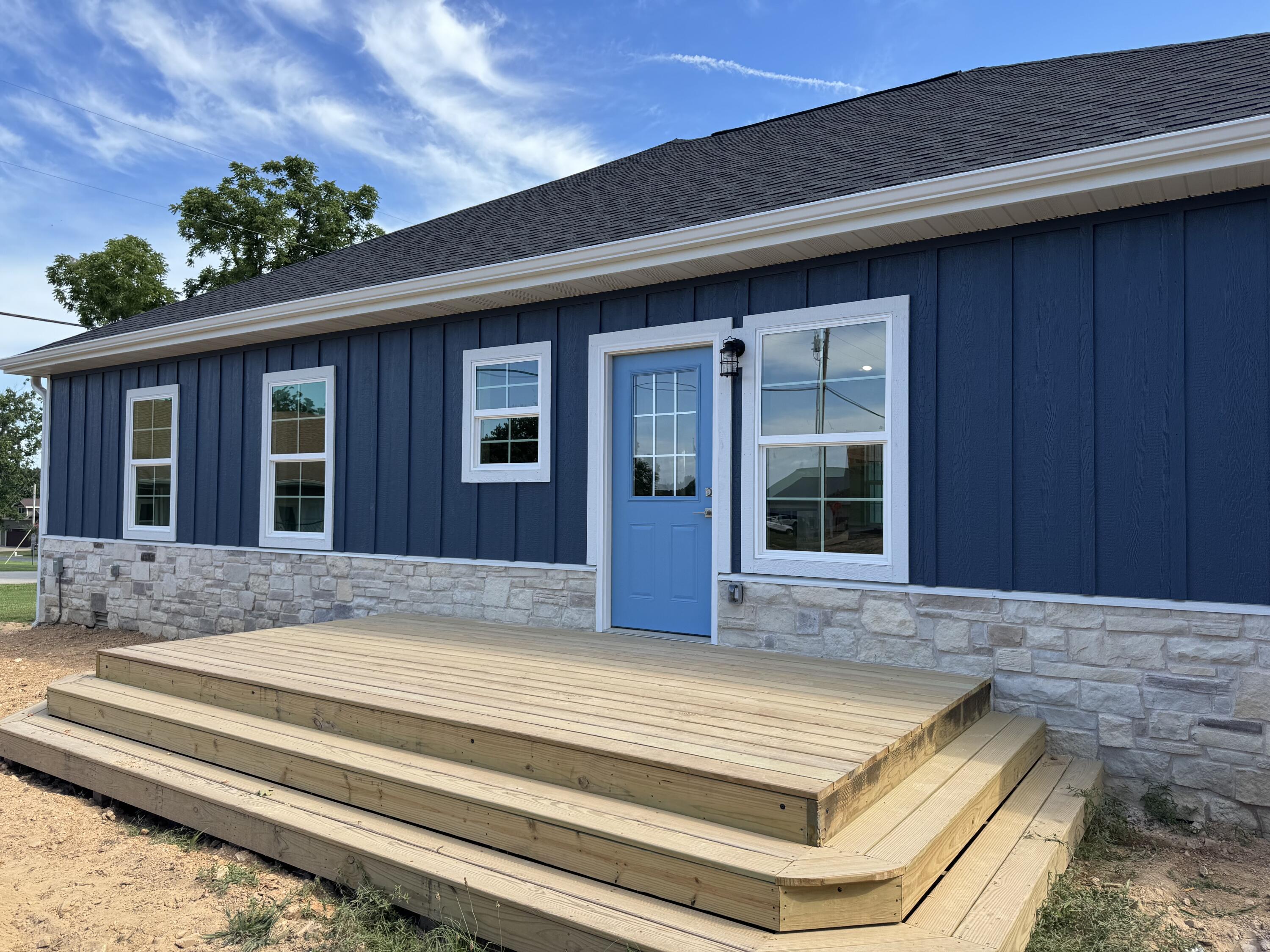 183 Twin Island Dr.