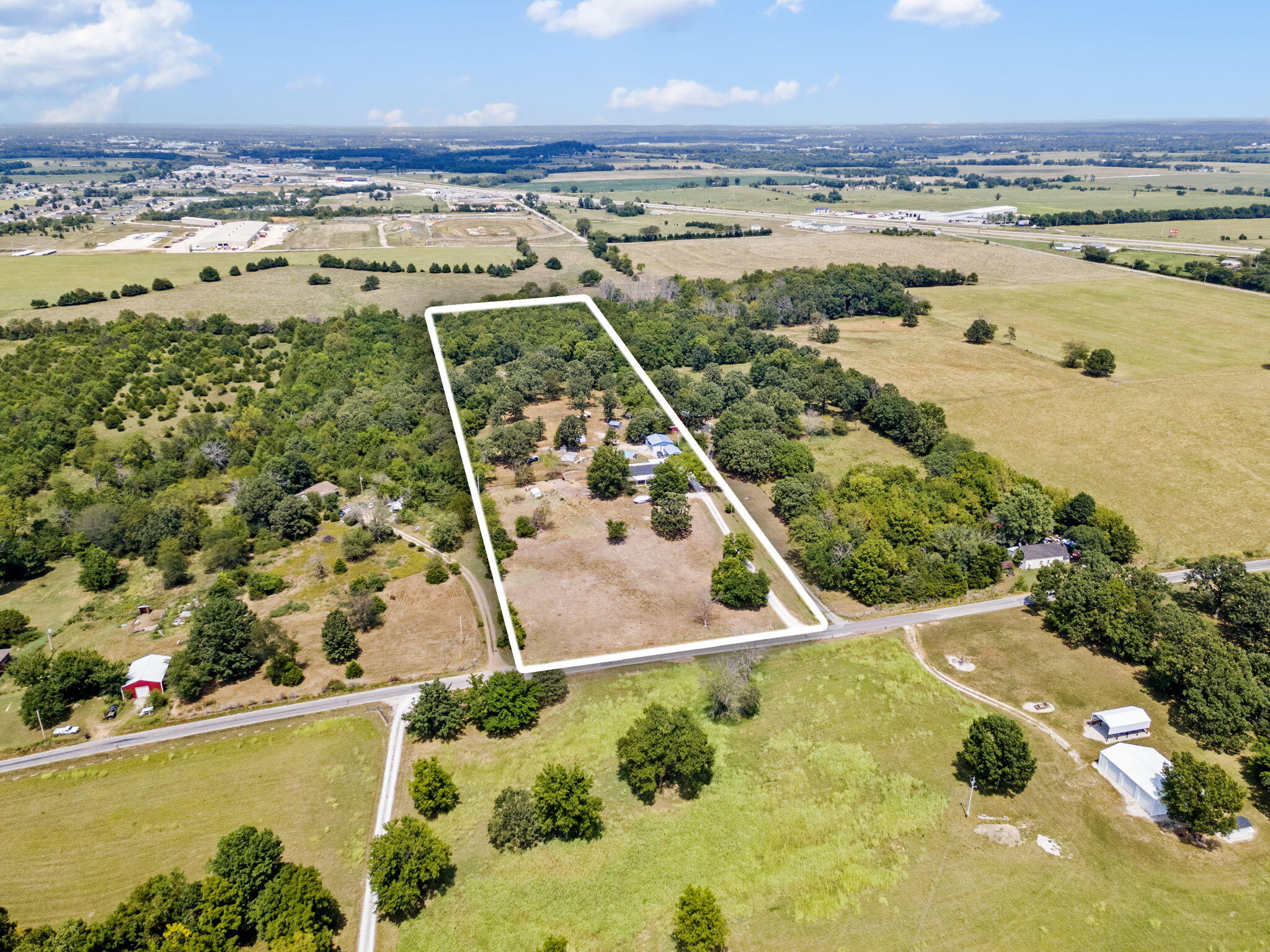 1331 E 490th Road