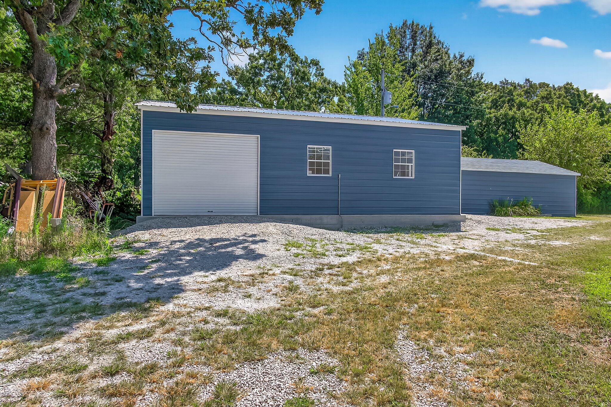 1331 E 490th Road