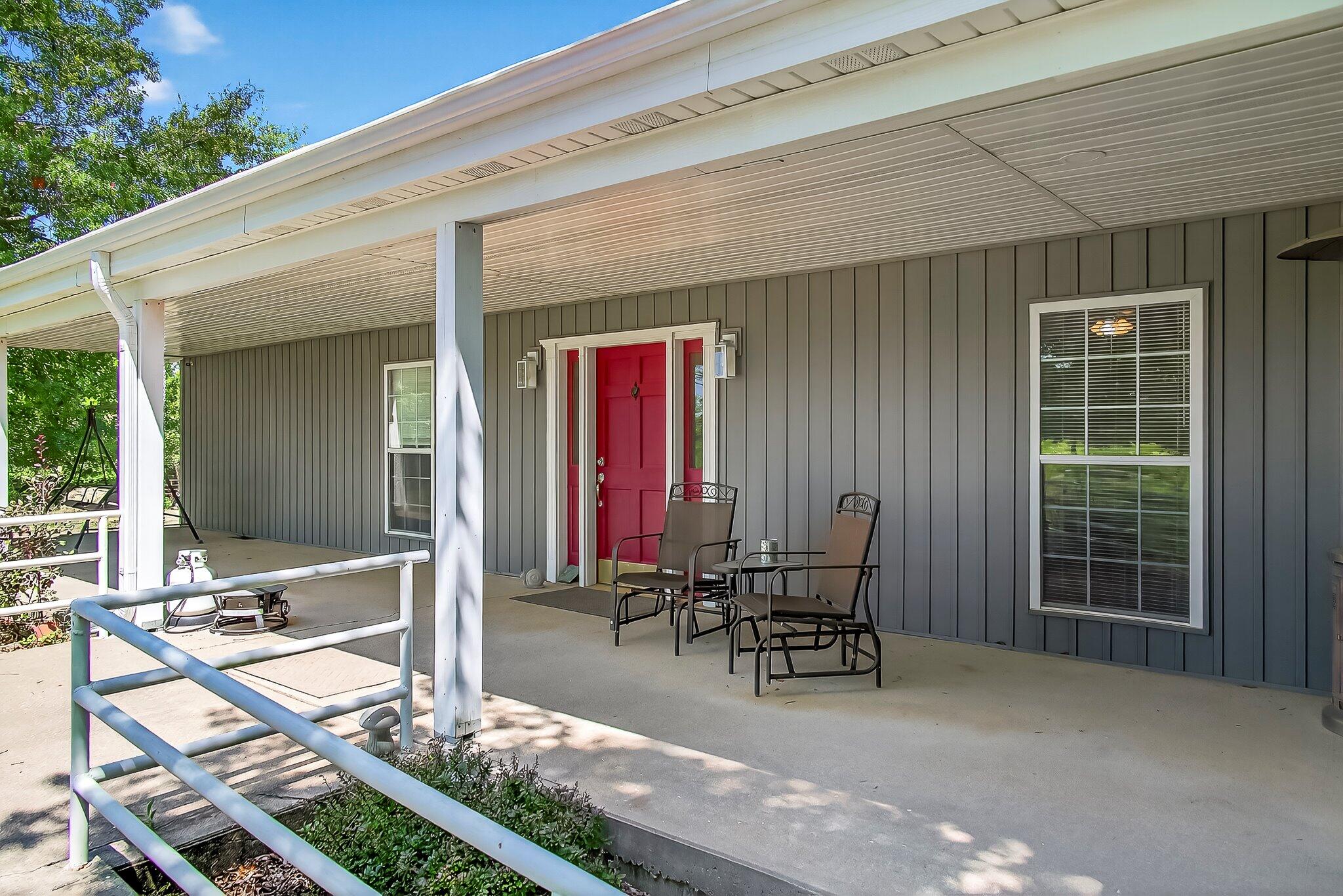 1331 E 490th Road