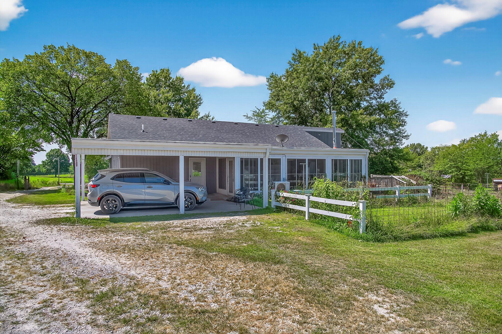 1331 E 490th Road