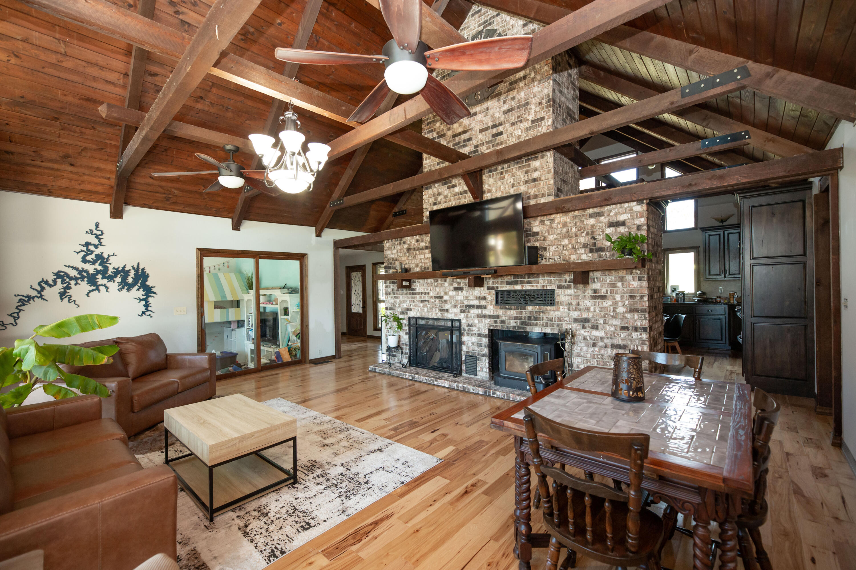 1506 Meadowview Road