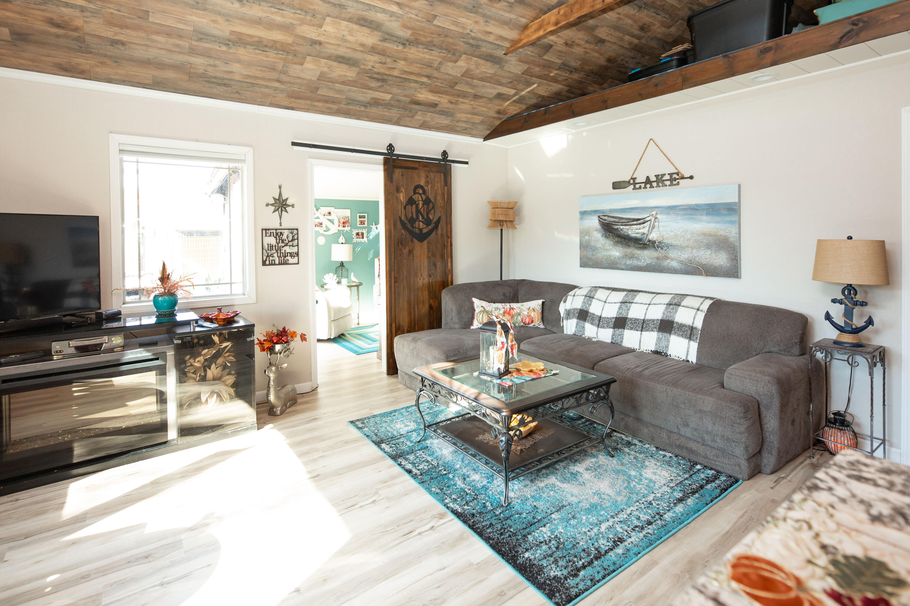 1506 Meadowview Road