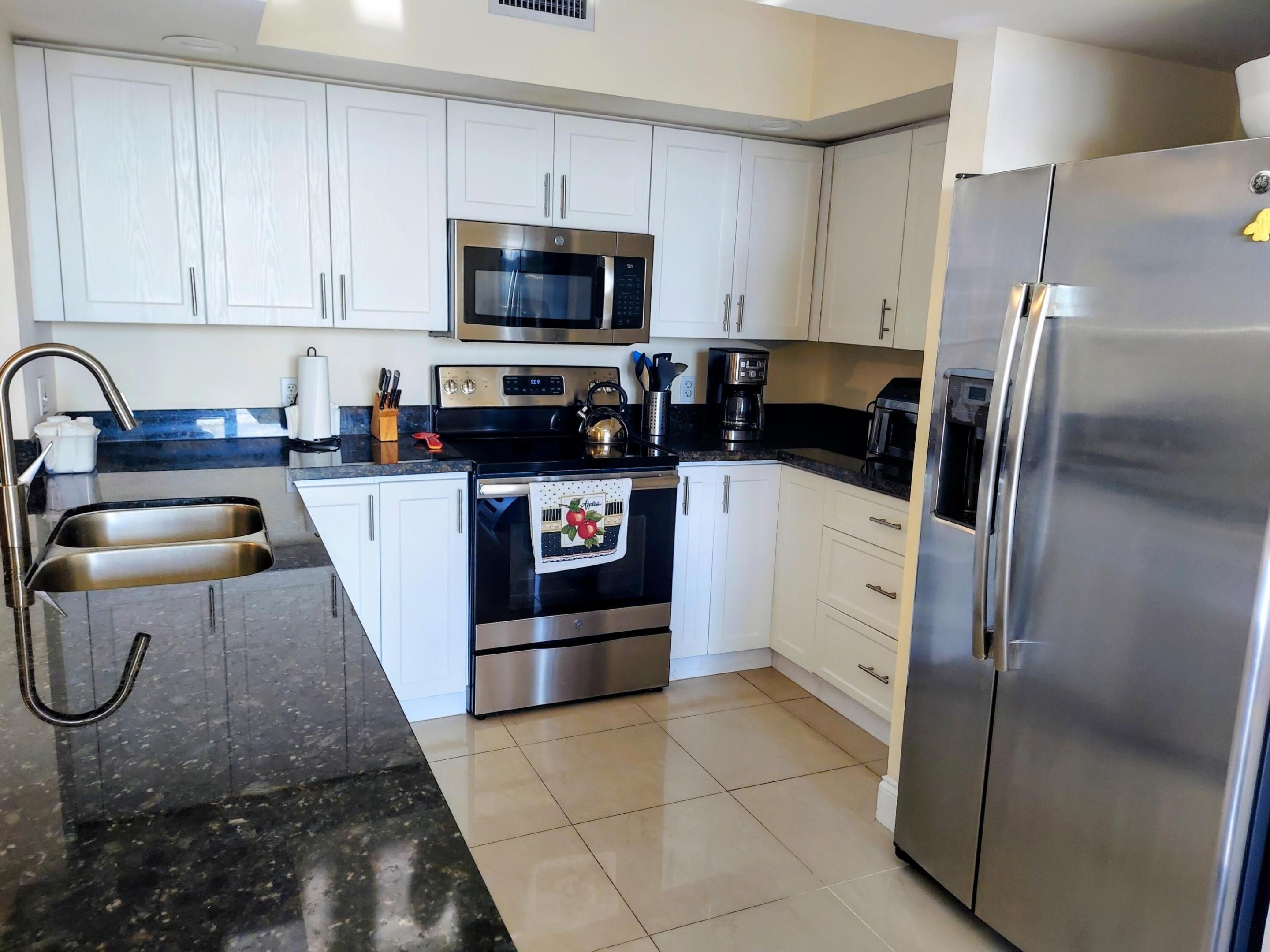 100 N Federal Highway 826