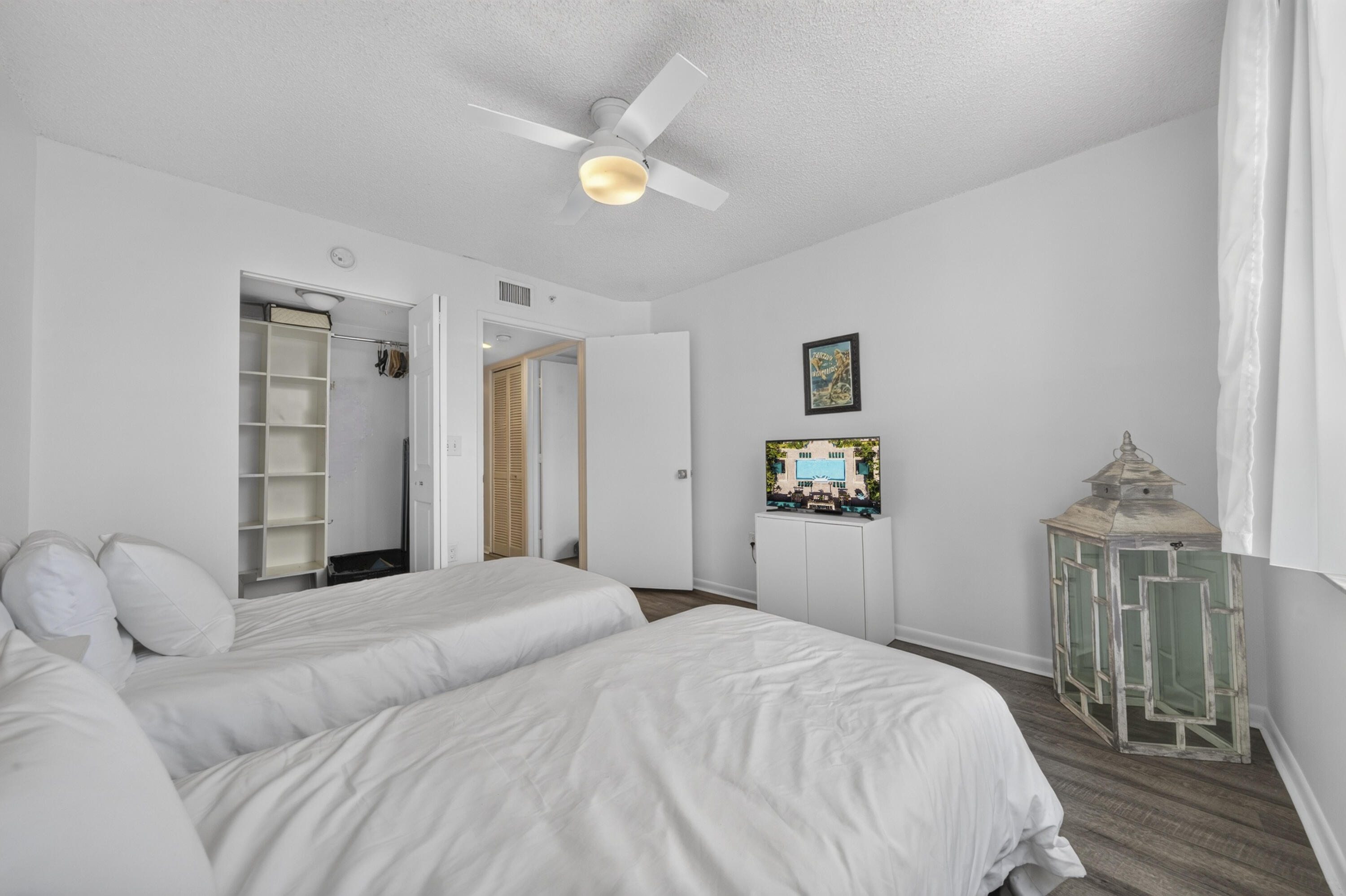 520 SE 5th Ave 2211
